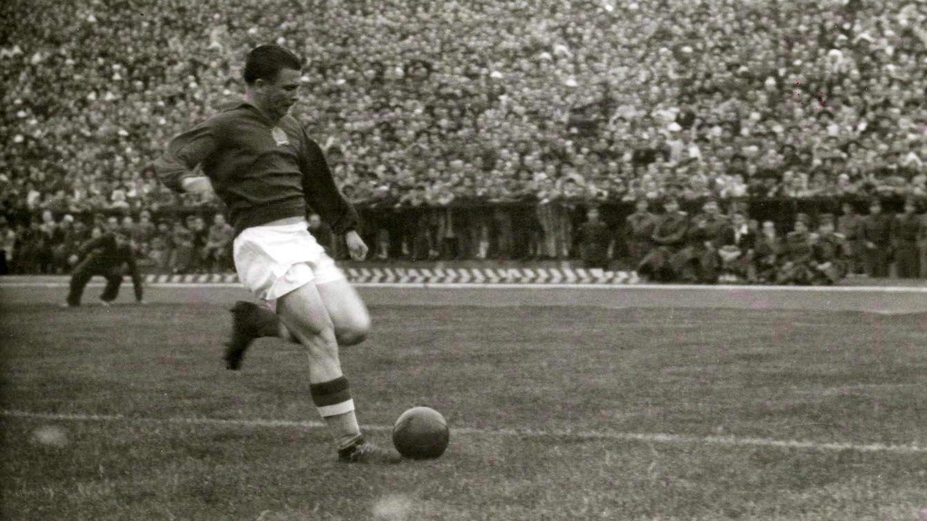 Ferenc Puskás dans ses oeuvres en 1955 avec la Hongrie.