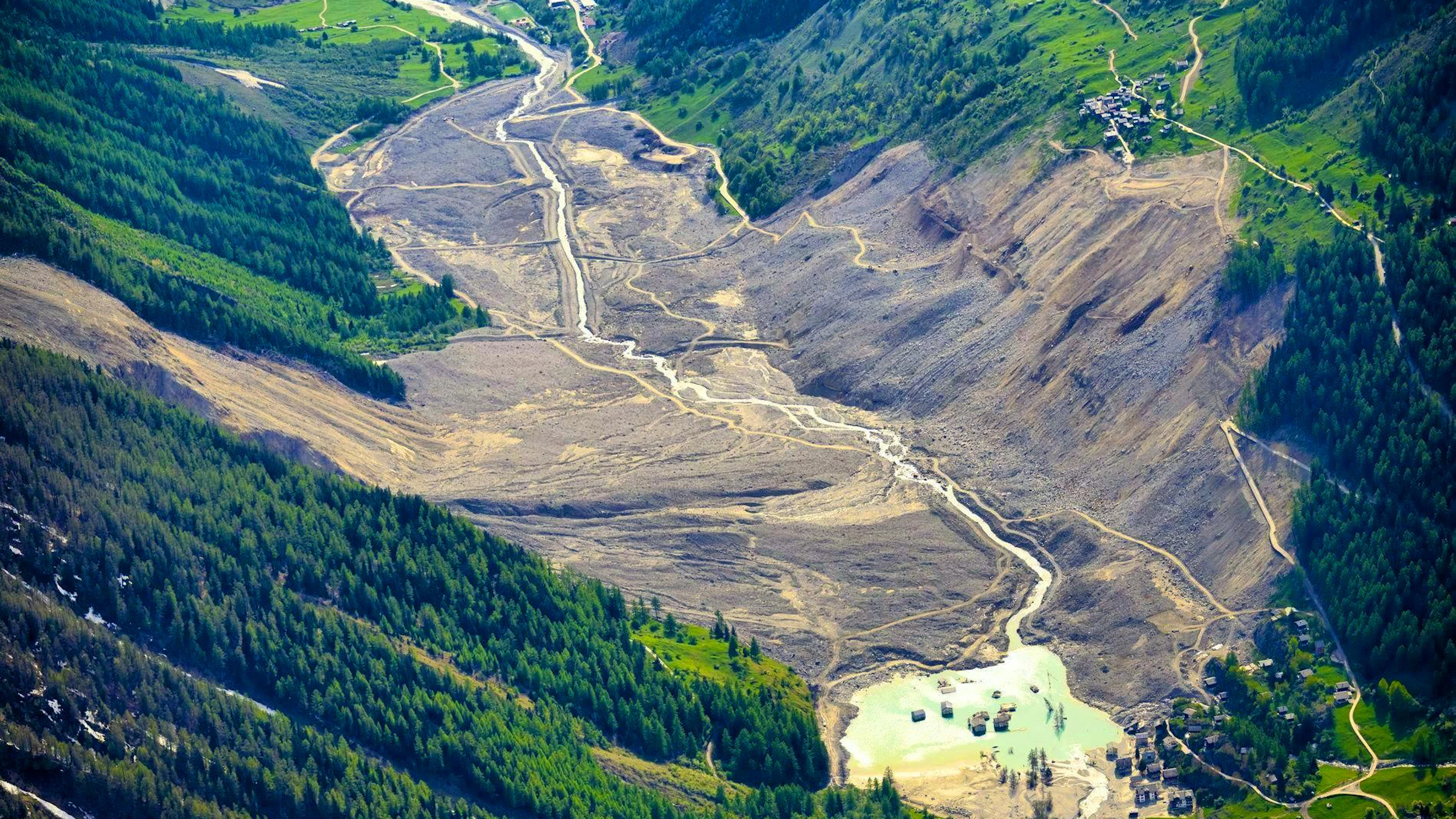 Fafleralp has been cut off from the outside world since the landslide in the Lötschental valley in Valais in May 2025.