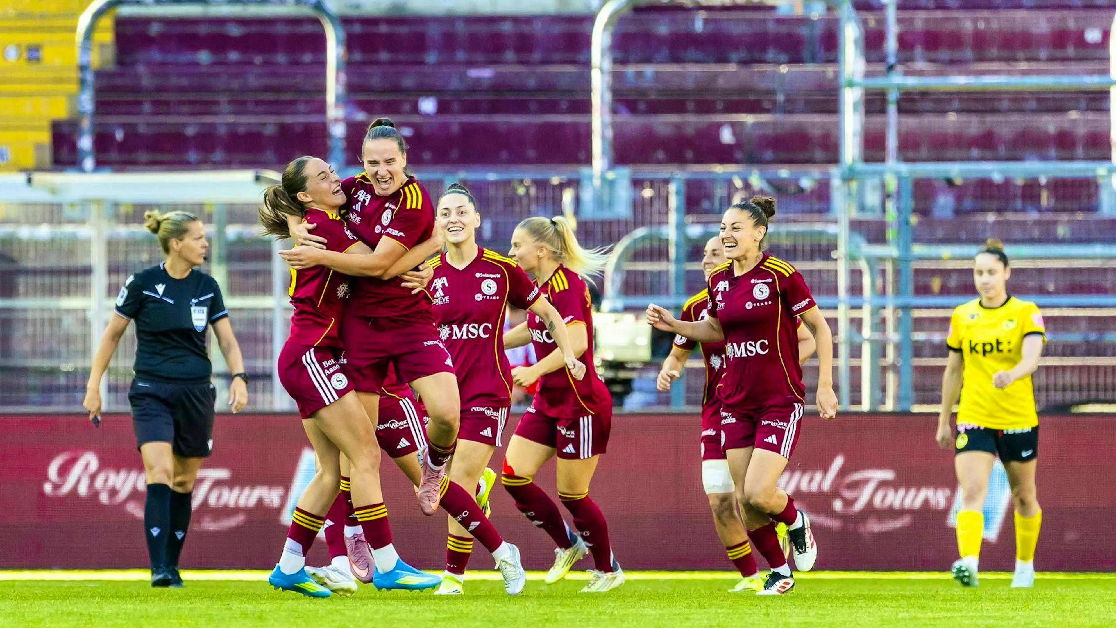 Servette put the YB women in their place and celebrate the championship ...