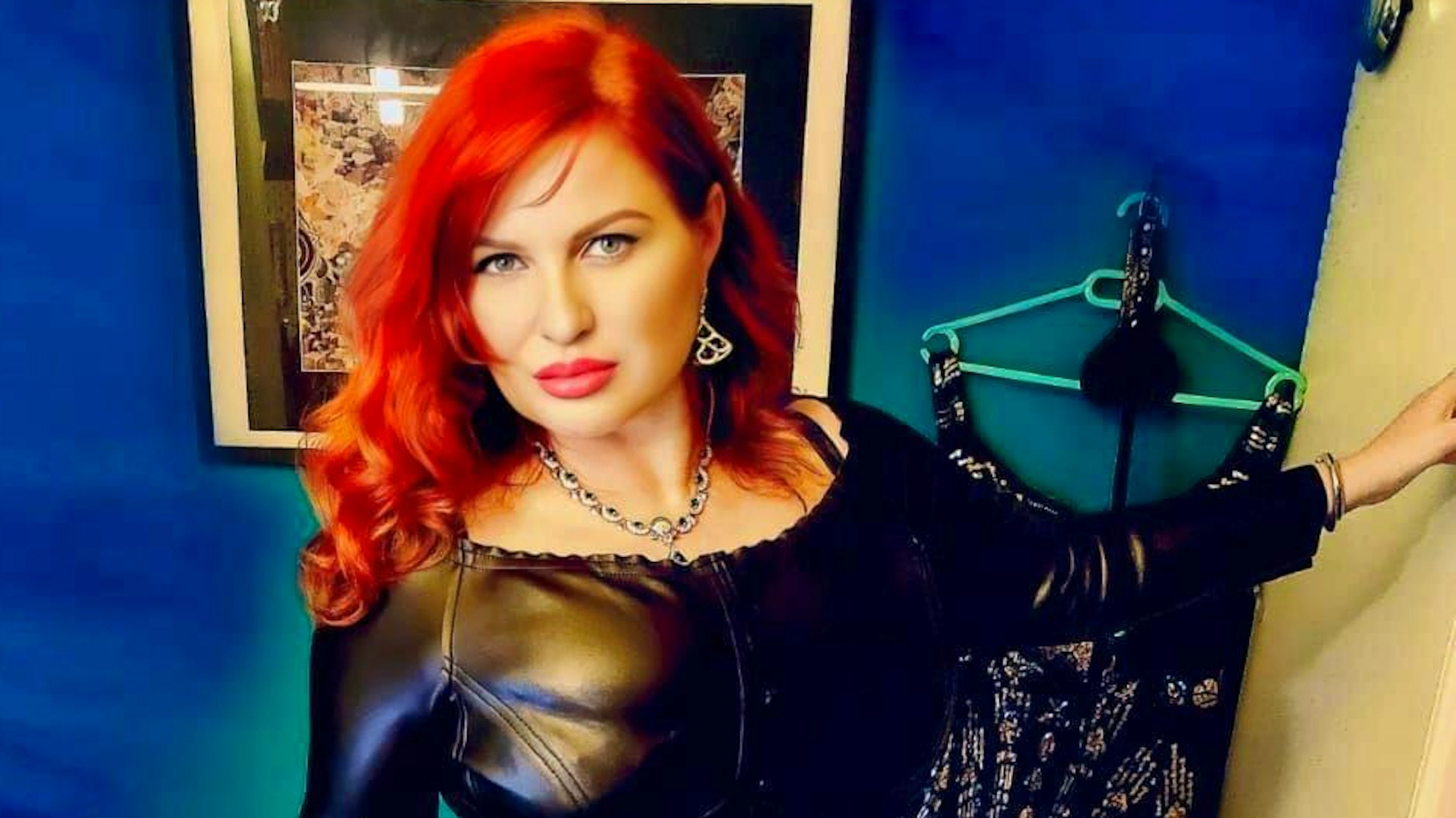 After the coronavirus pandemic, I thought about how I could develop further in my job - and then trained as a dominatrix: fetish lady Dame Karo.