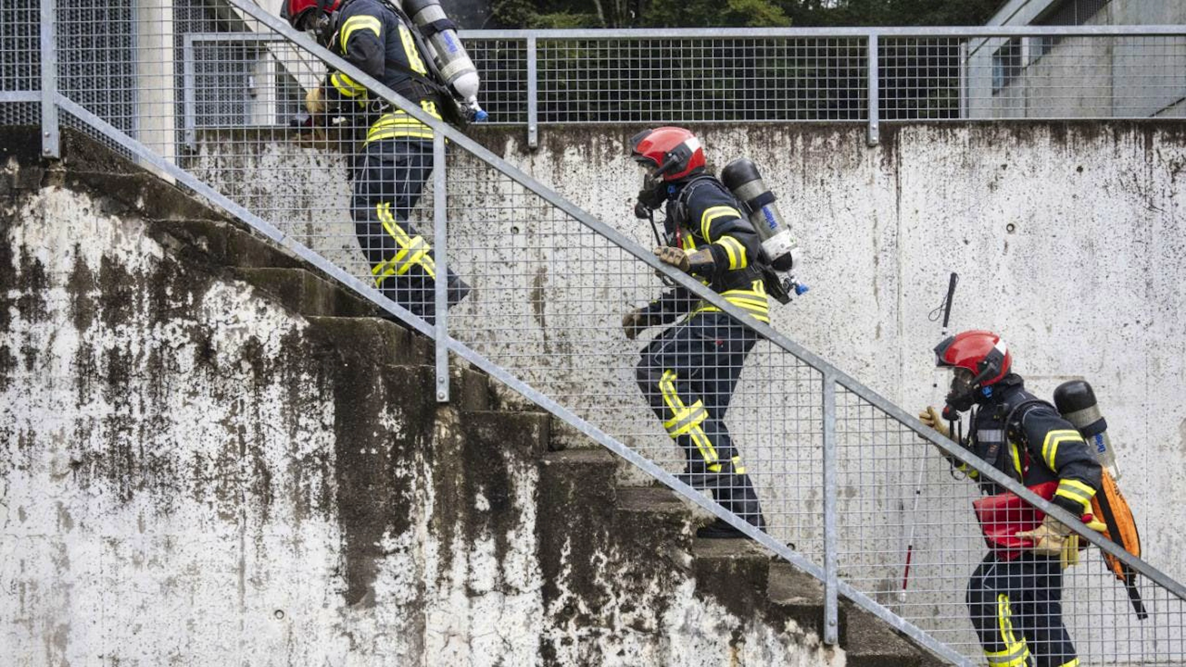 Grange en feu à Sax: bétail évacué – malaise d'un pompier