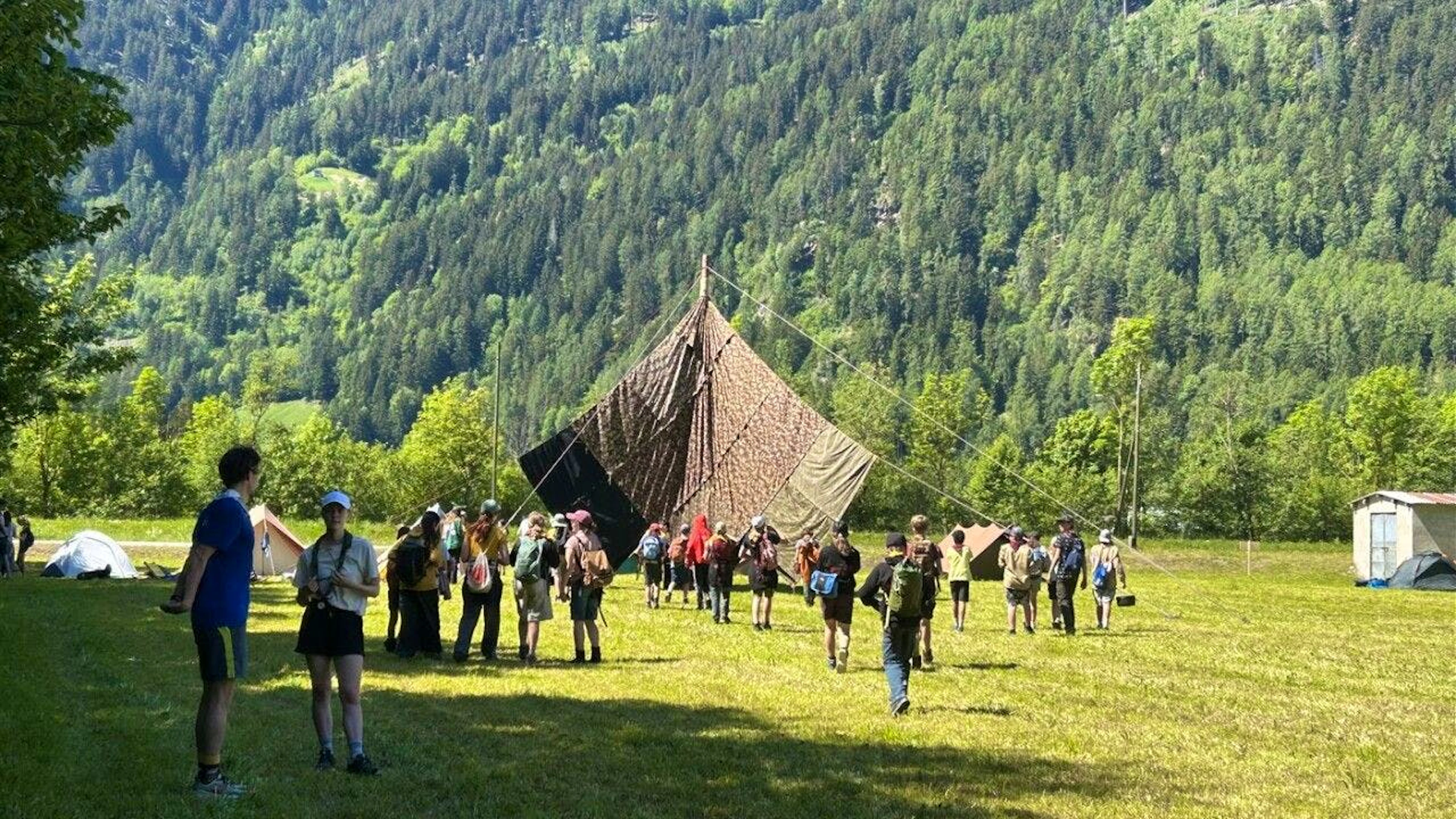 Durante il finesettimana di Pentecoste il campo scout cantonale si è riunita in riva al Lago di Poschiavo.