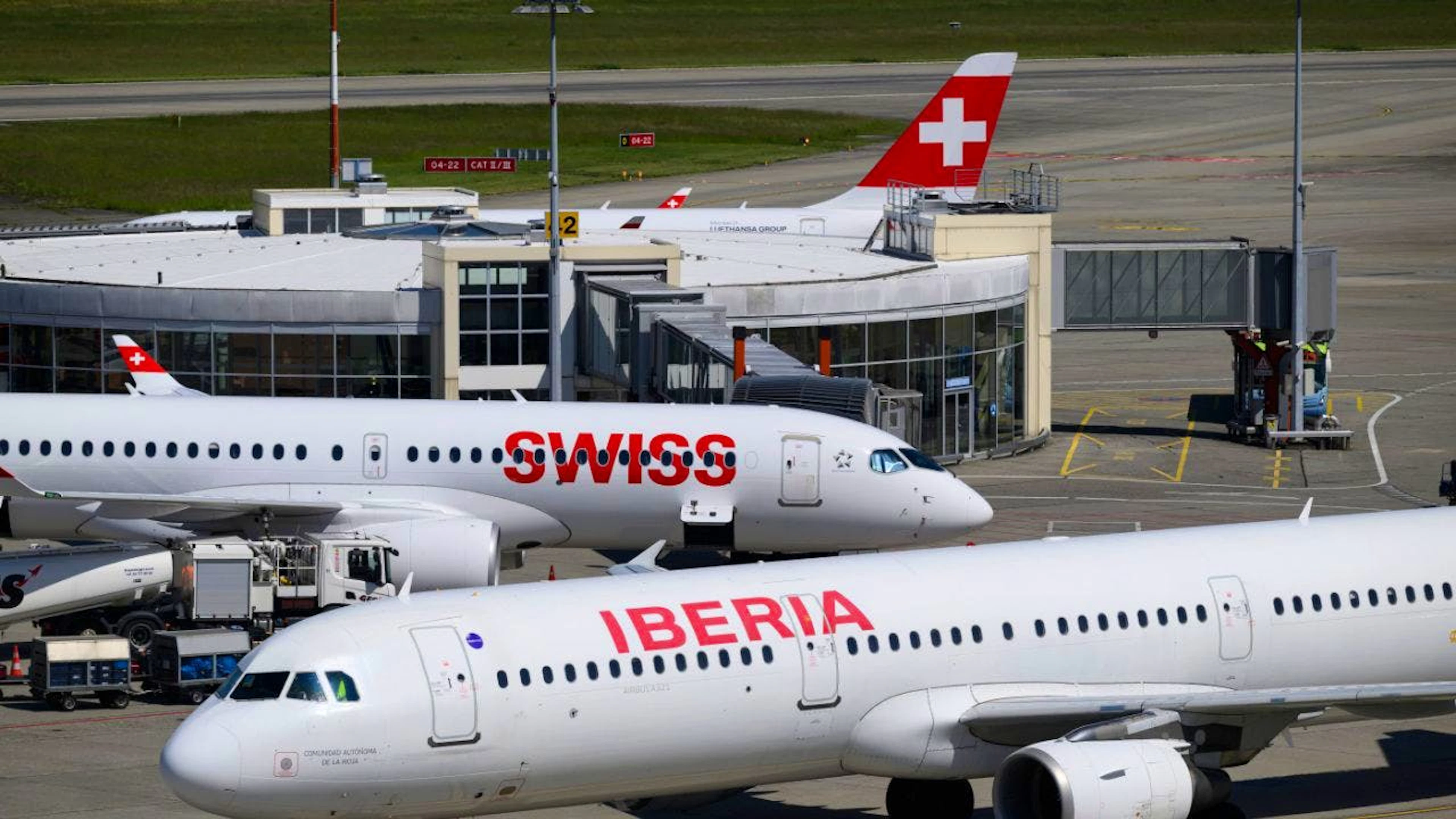 Gli incidenti possono verificarsi anche a terra, ad esempio a causa della configurazione ristretta e complessa degli aeroporti (foto simbolica)