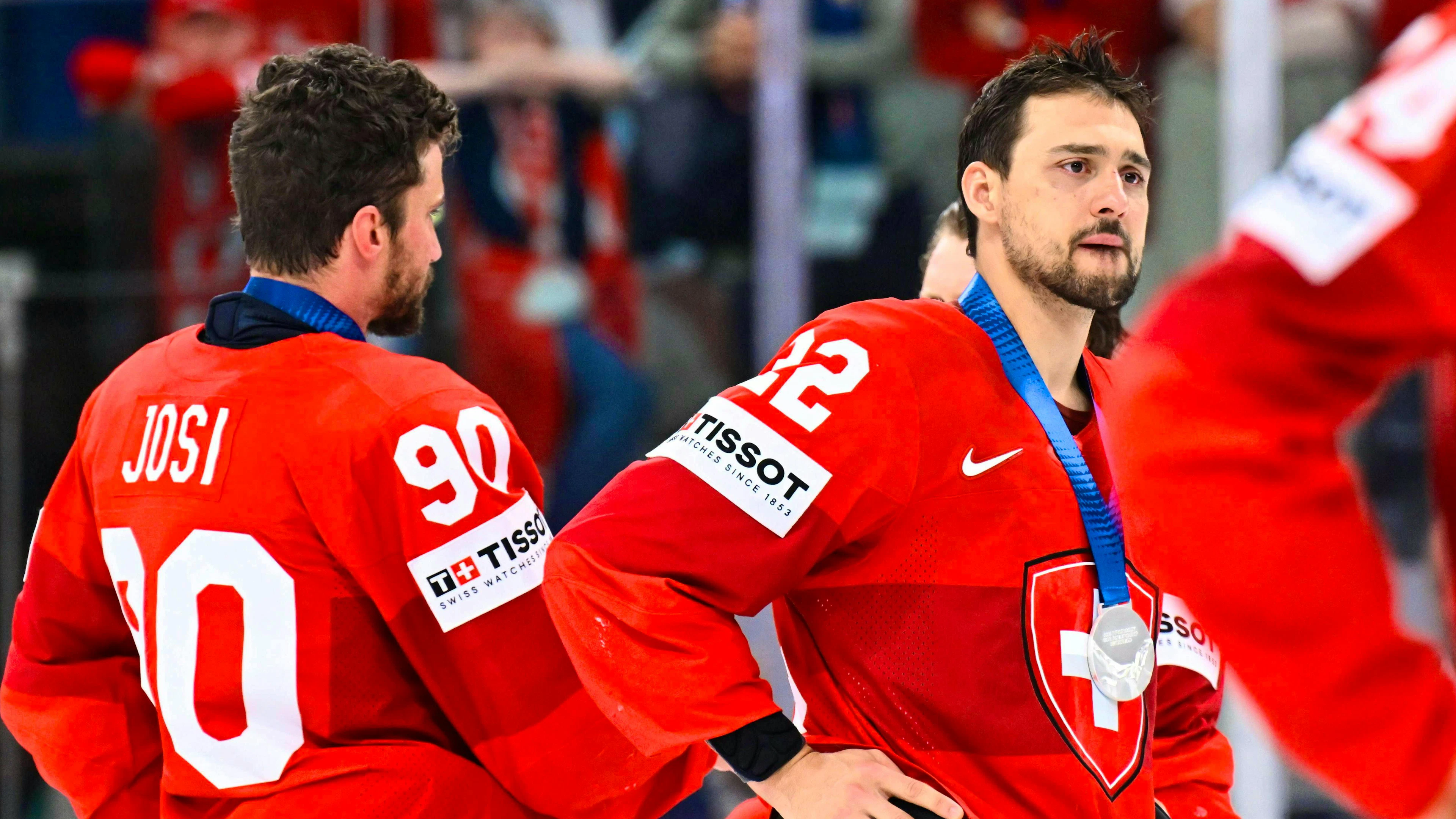 Il capitano Roman Josi e Nino Niederreiter di nuovo con la medaglia argento al collo.