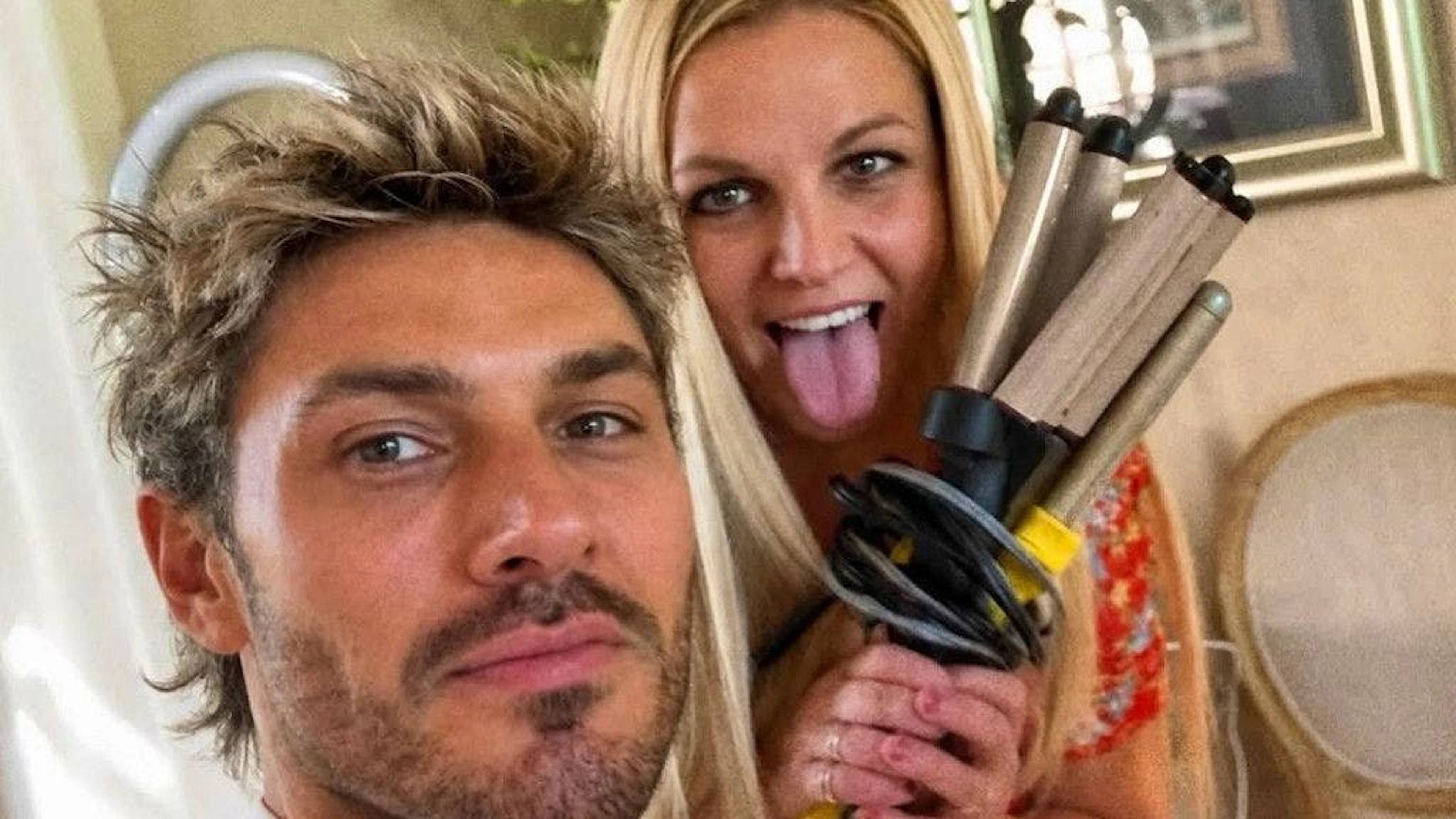 Britney Spears a adopté une nouvelle coiffure très chic.