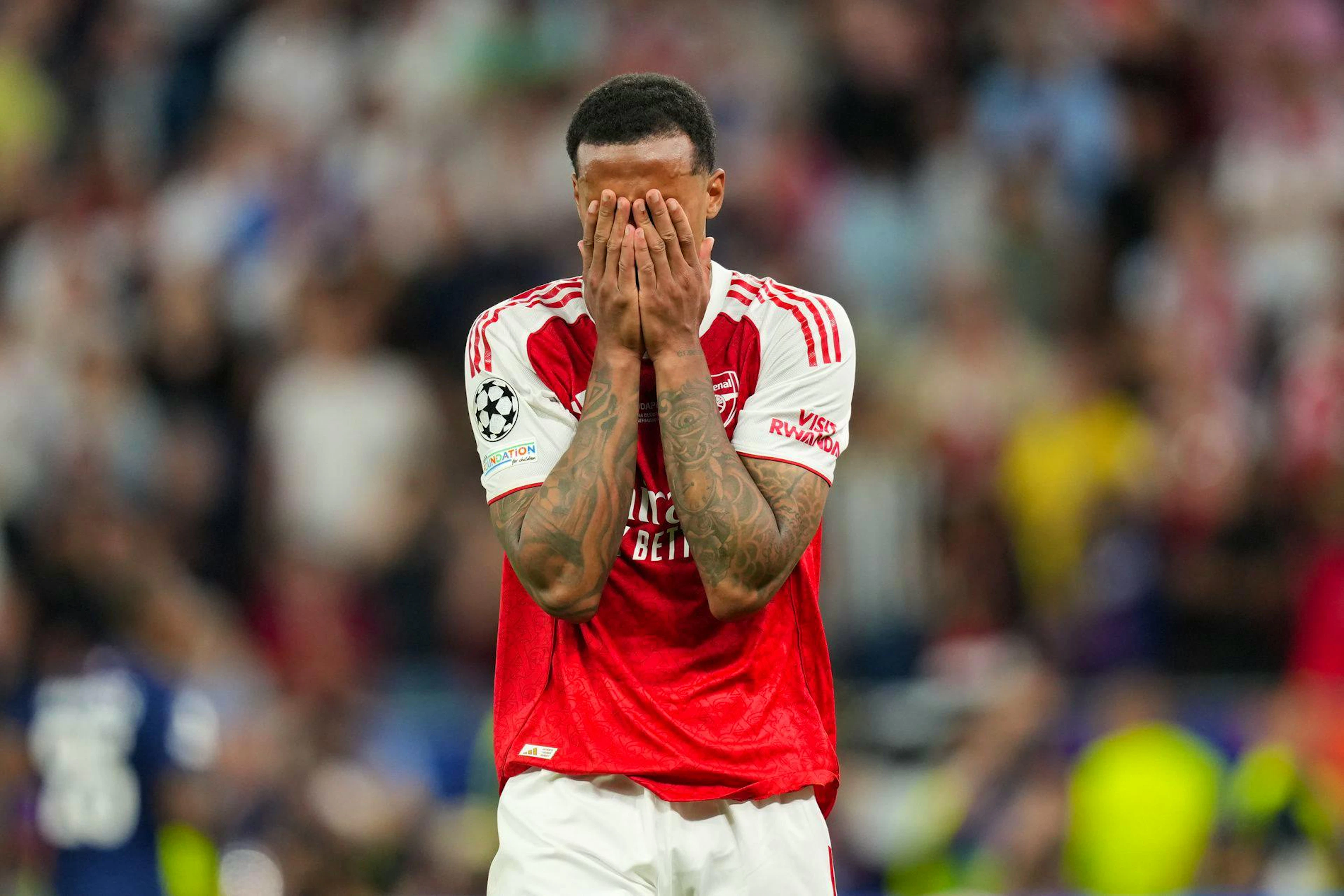 L'incroyable soutien des fans d'Arsenal à Gabriel après ton tir au but raté