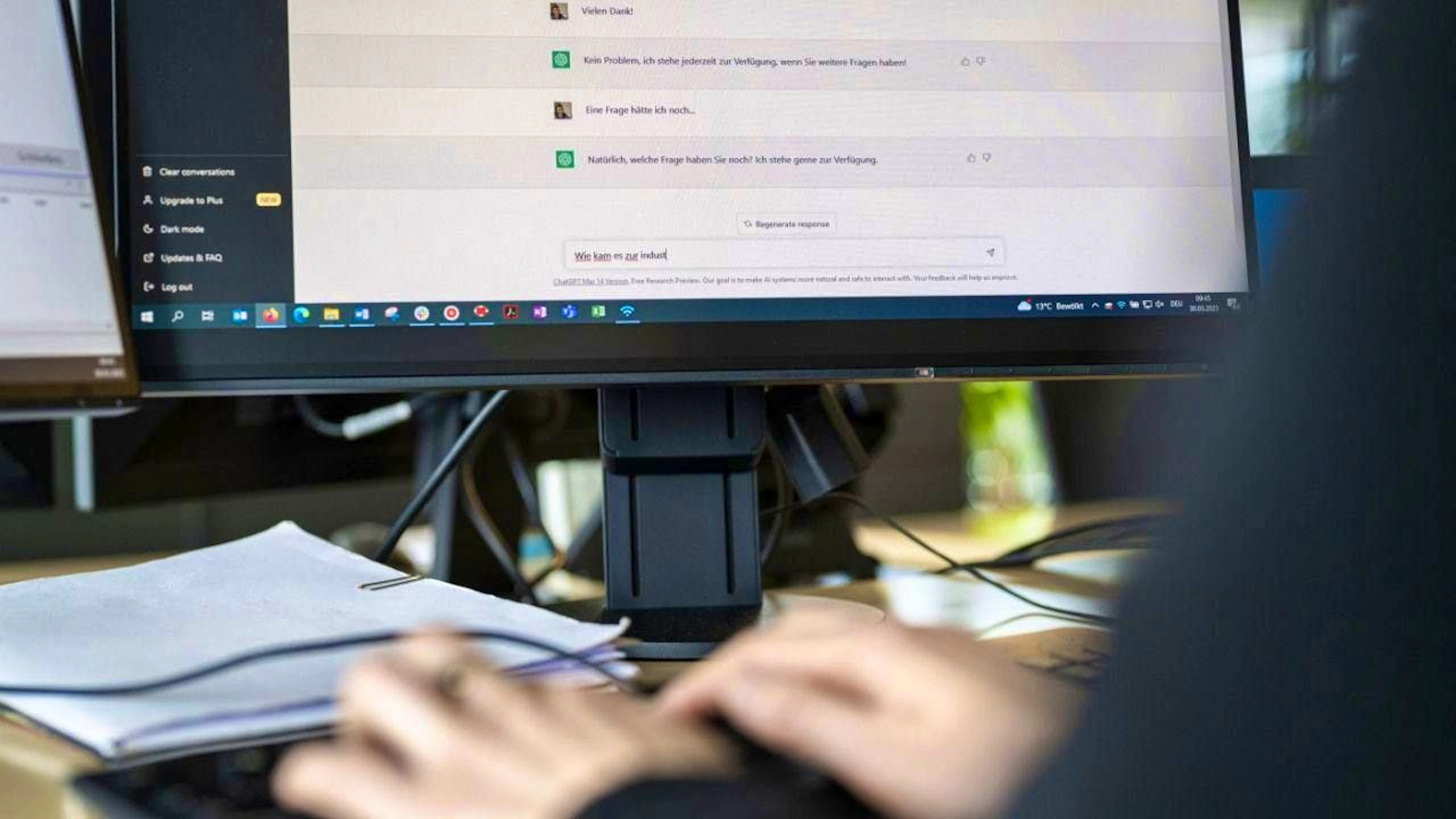 In a lawsuit, the US state of Florida accuses the AI company OpenAI of endangering the users of its ChatGPT software. (archive image)