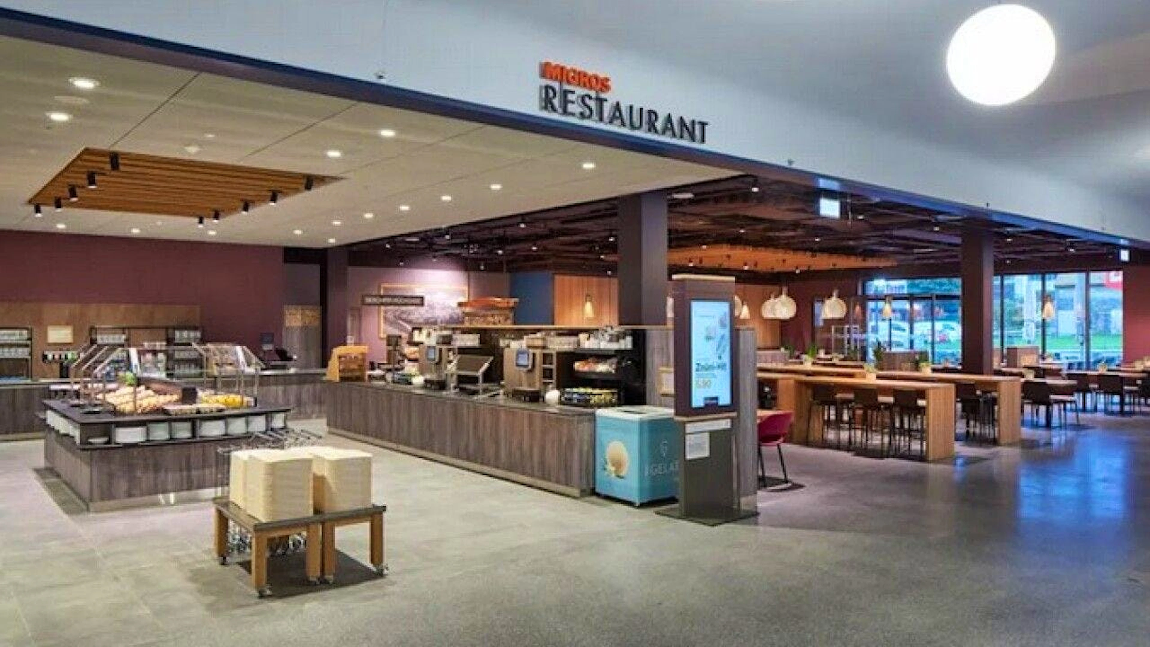 Migros gestisce numerosi ristoranti.