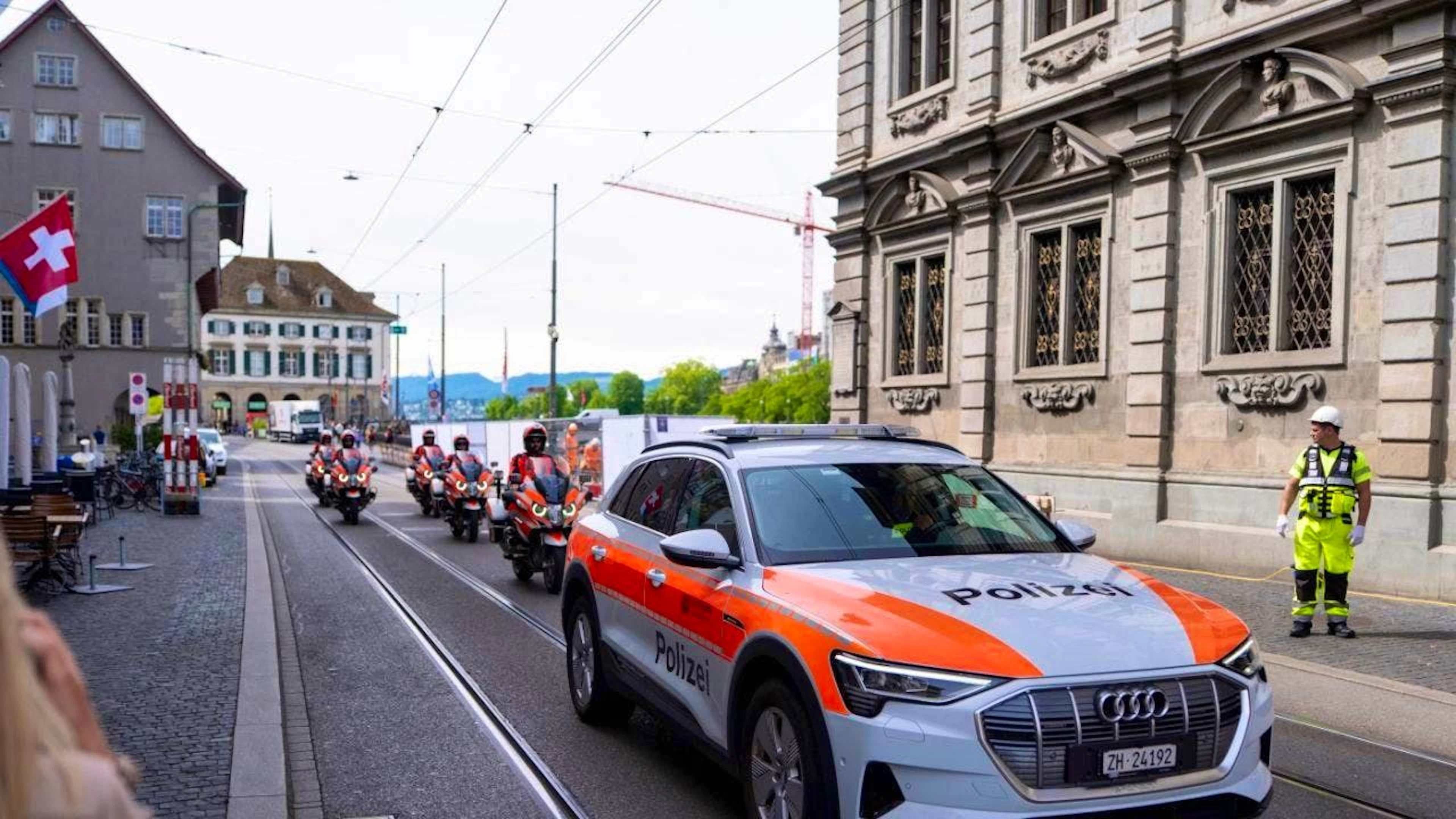 Large police contingent due to Donald Trump Jr. The son of the US President is visiting Zurich today, Thursday. He is appearing at a private business meeting.