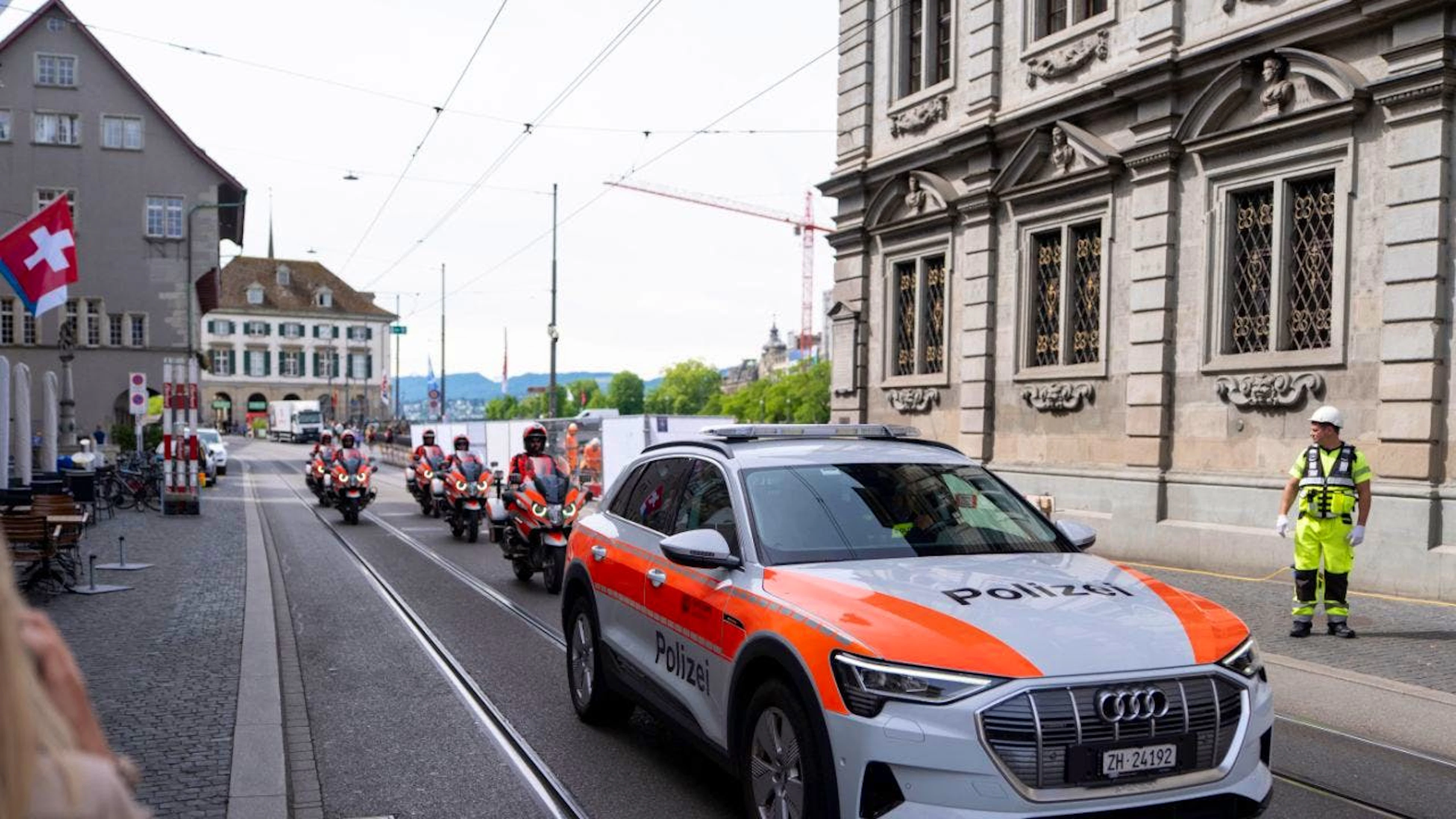 Für das grosse Polizeiaufgebot in Zürich beim Besuch von Donald Trump Jr. muss der Steuerzahler aufkommen. 