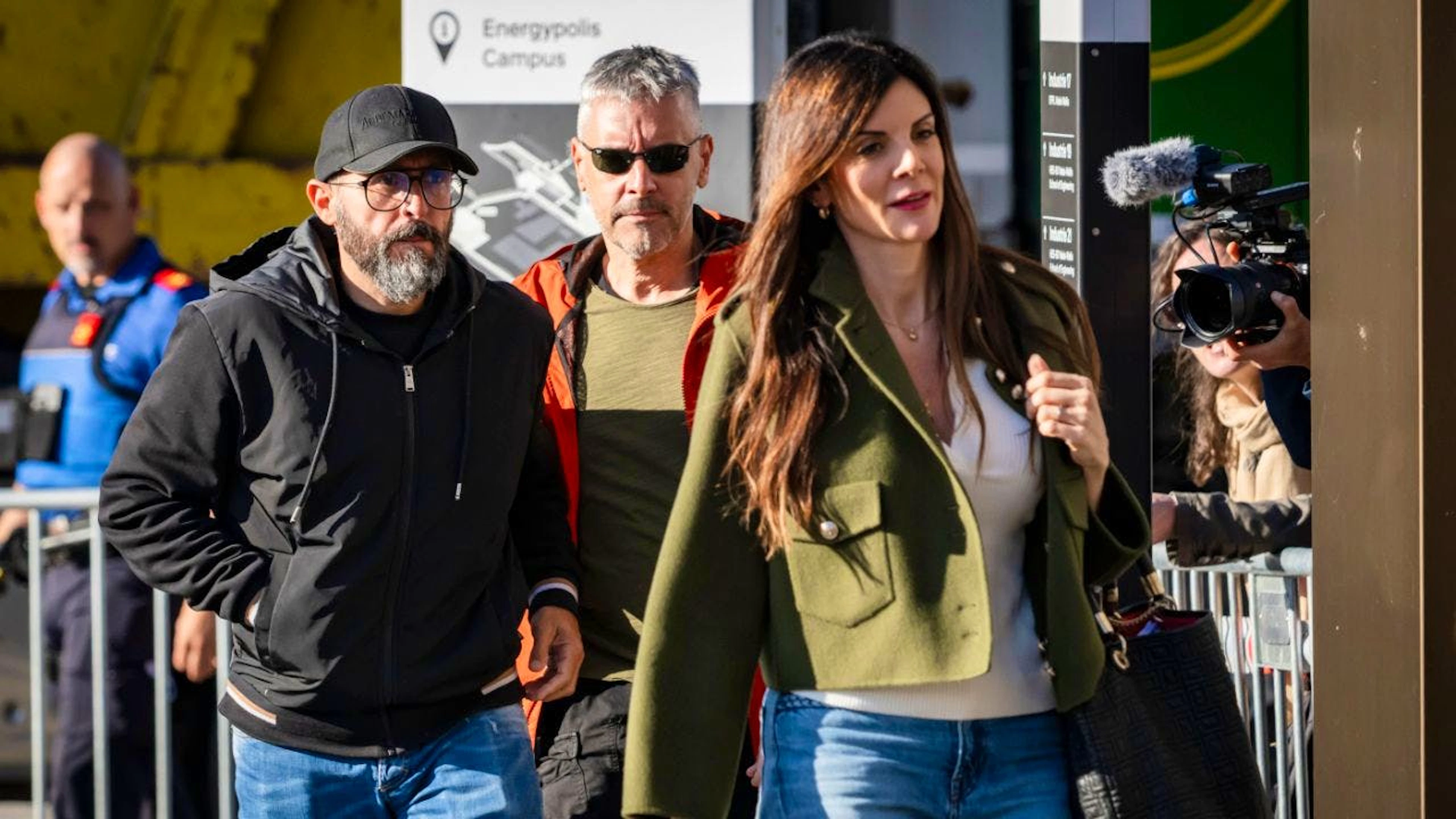Jacques e Jessica Moretti stamane al loro arrivo a Sion.