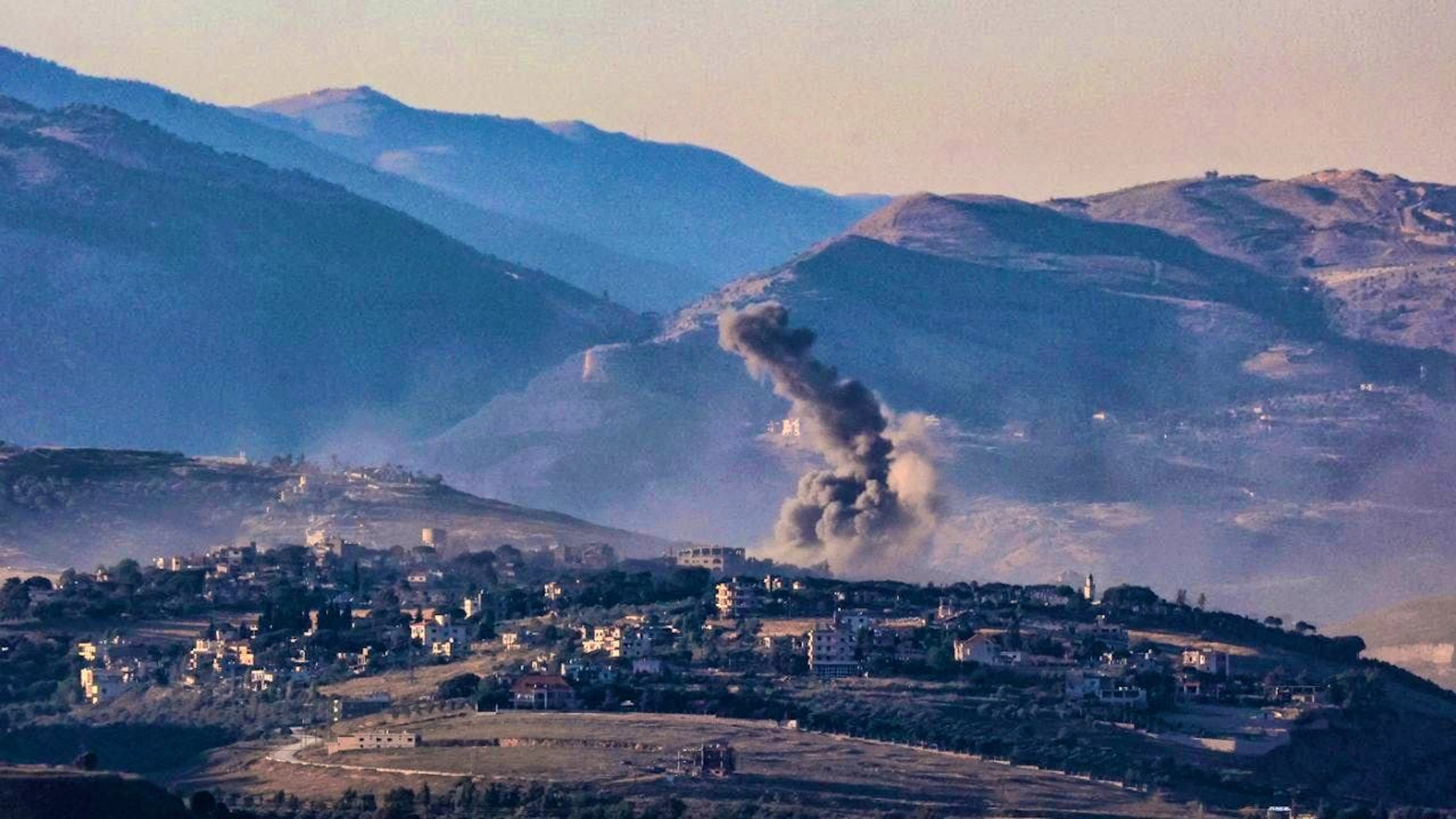 ARCHIVE - Smoke rises after an Israeli airstrike in southern Lebanon. Photo: Gil Cohen-Magen/dpa