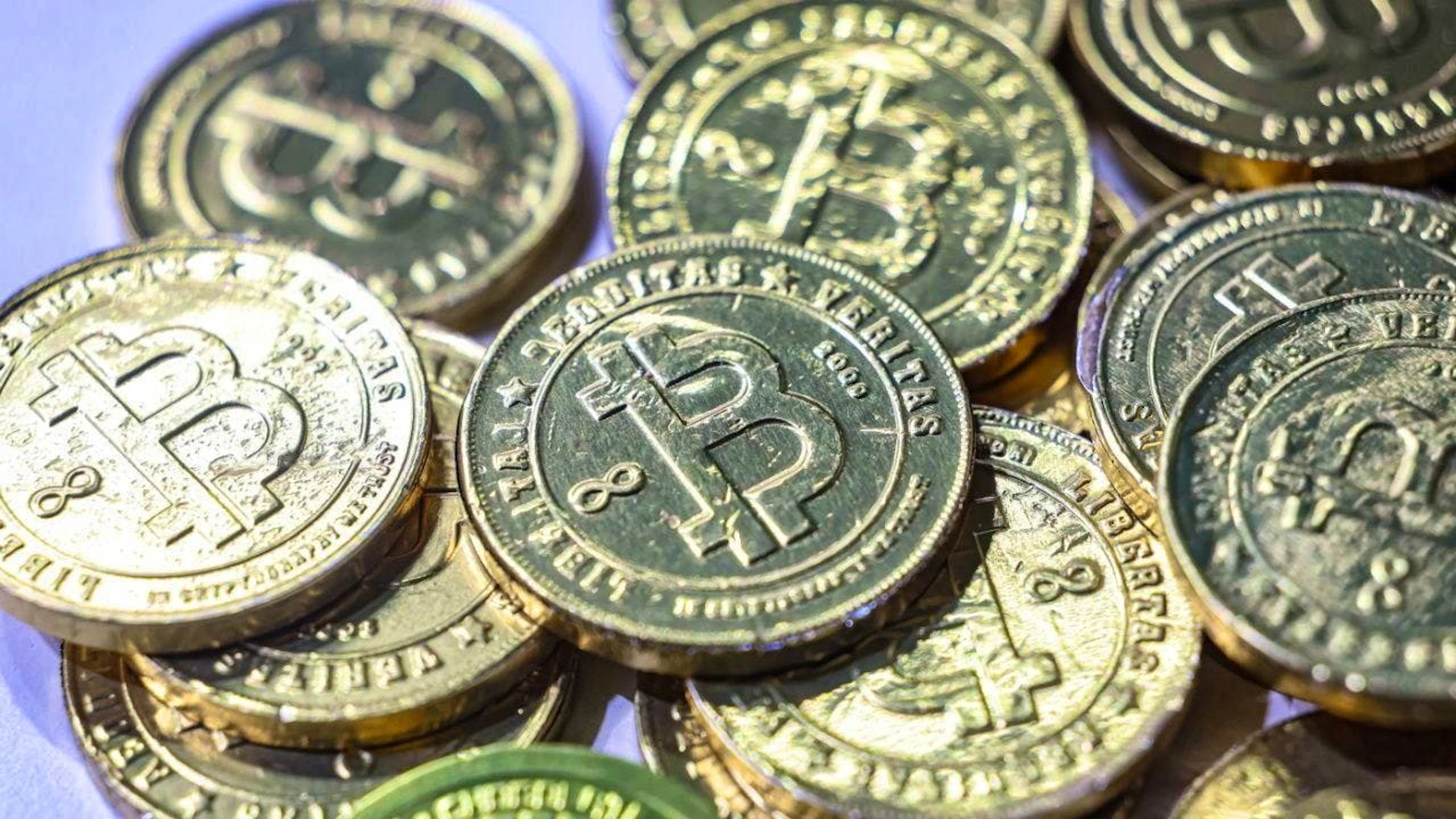 According to a new study, Bitcoin has high CO2 emissions. The cryptocurrency Ethereum, on the other hand, performs significantly better. (symbolic image)