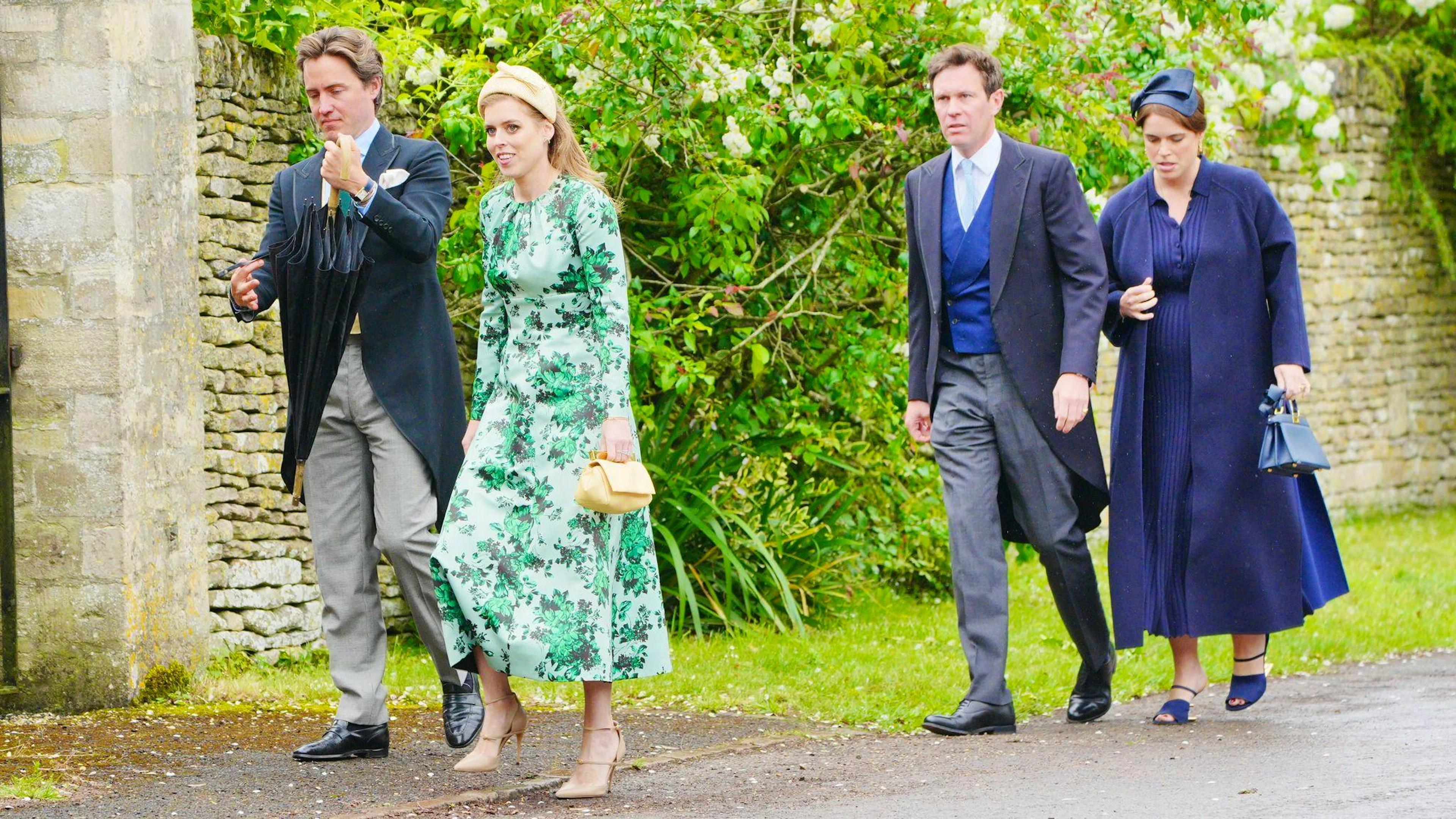 Prinzessin Beatrice und Prinzessin Eugenie reisten nach Kemble.