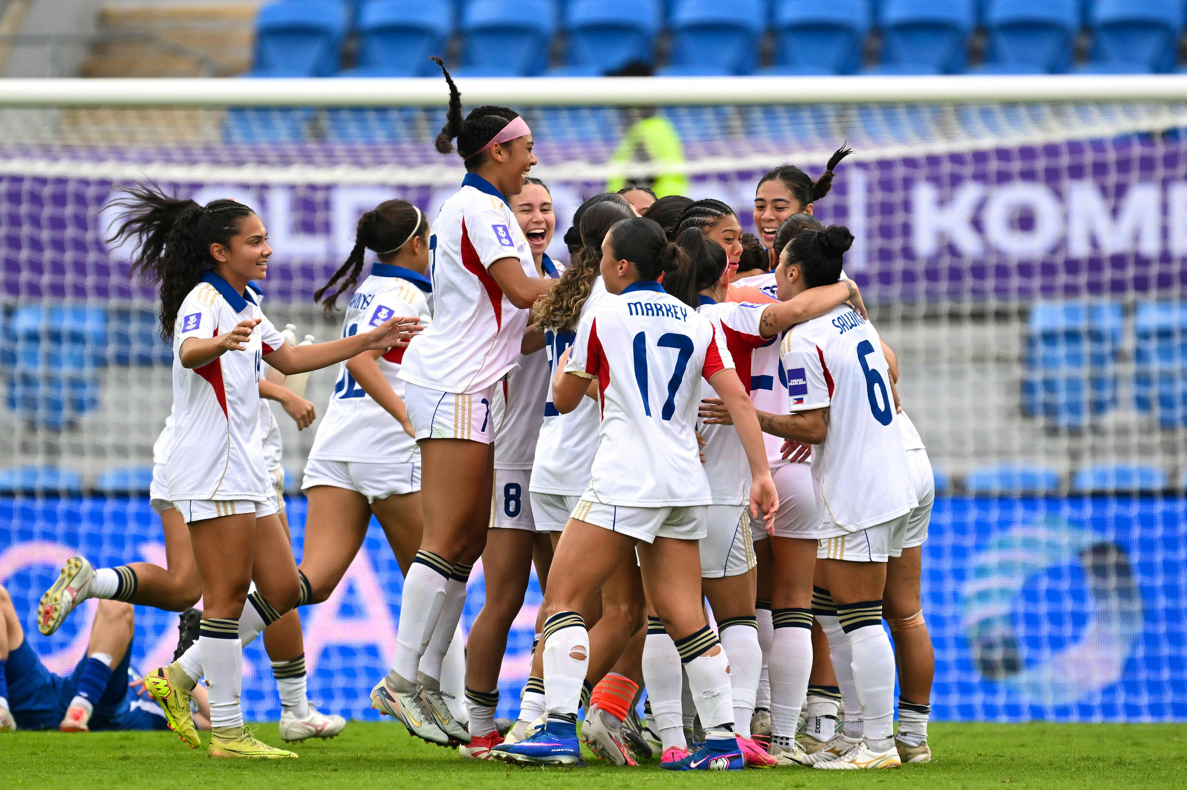 Philippinen: Ihr erstes WM-Spiel überhaupt verloren die Philippinen 0:2 gegen die Schweiz. Nun haben sie sich zum zweiten Mal in Folge für eine WM qualifiziert.