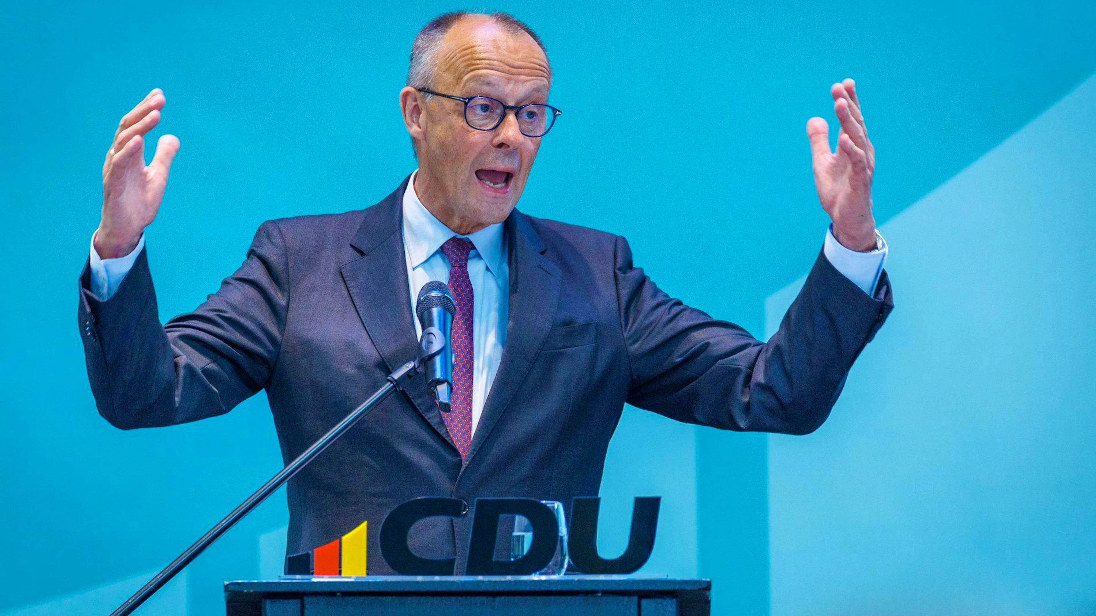 «Il y a plus en jeu que le seul avenir d'un gouvernement» lors des élections en Saxe-Anhalt et en Mecklembourg-Poméranie-Occidentale, a dit le chef de gouvernement lors d'un discours au congrès de son parti.