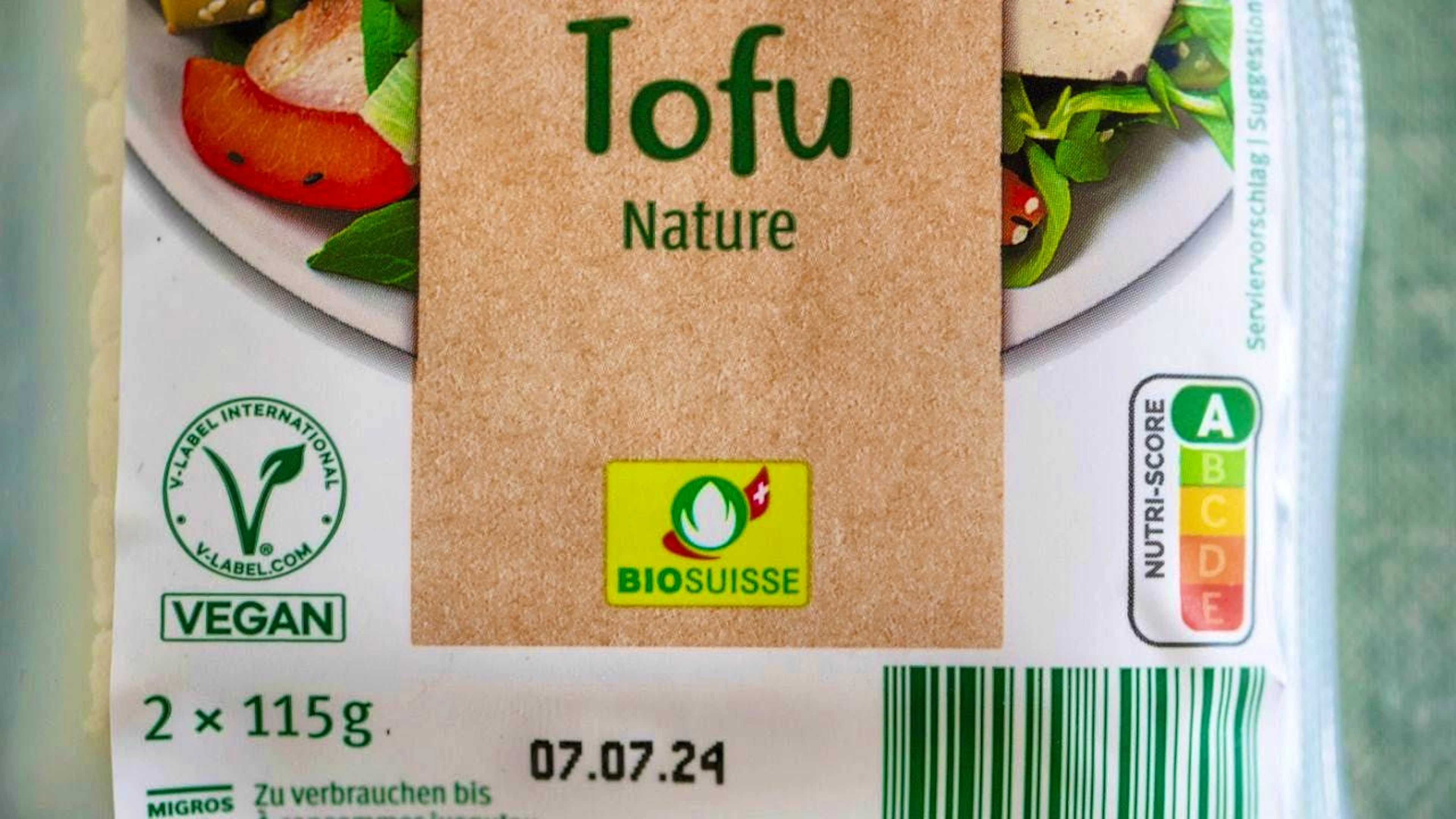 Migros should promote the sale of plant-based products: "That would be really animal-friendly", says the complaint from "Werbemist".