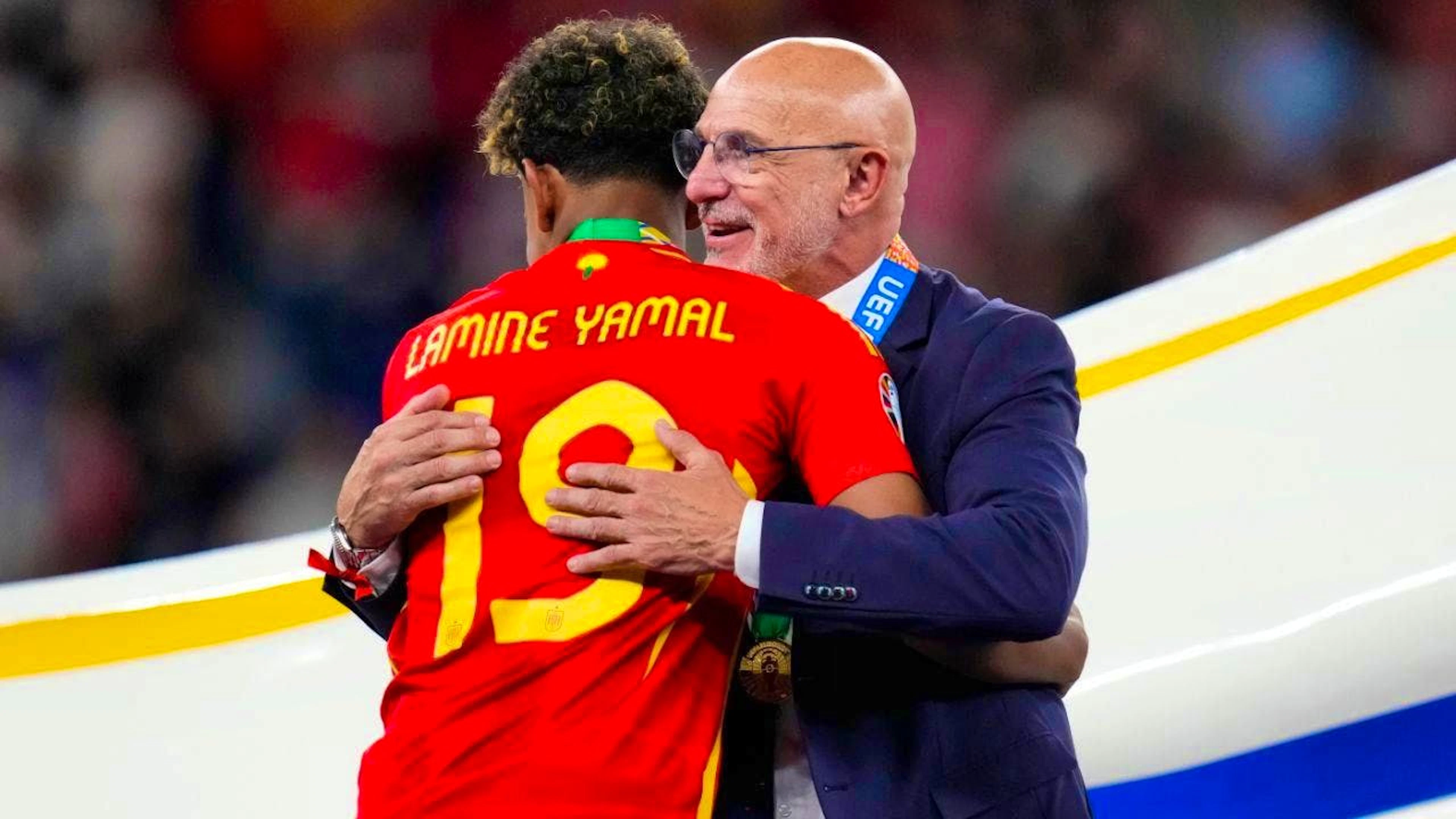 A world champion team? National coach Luis de la Fuente warmly welcomes Lamine Yamal