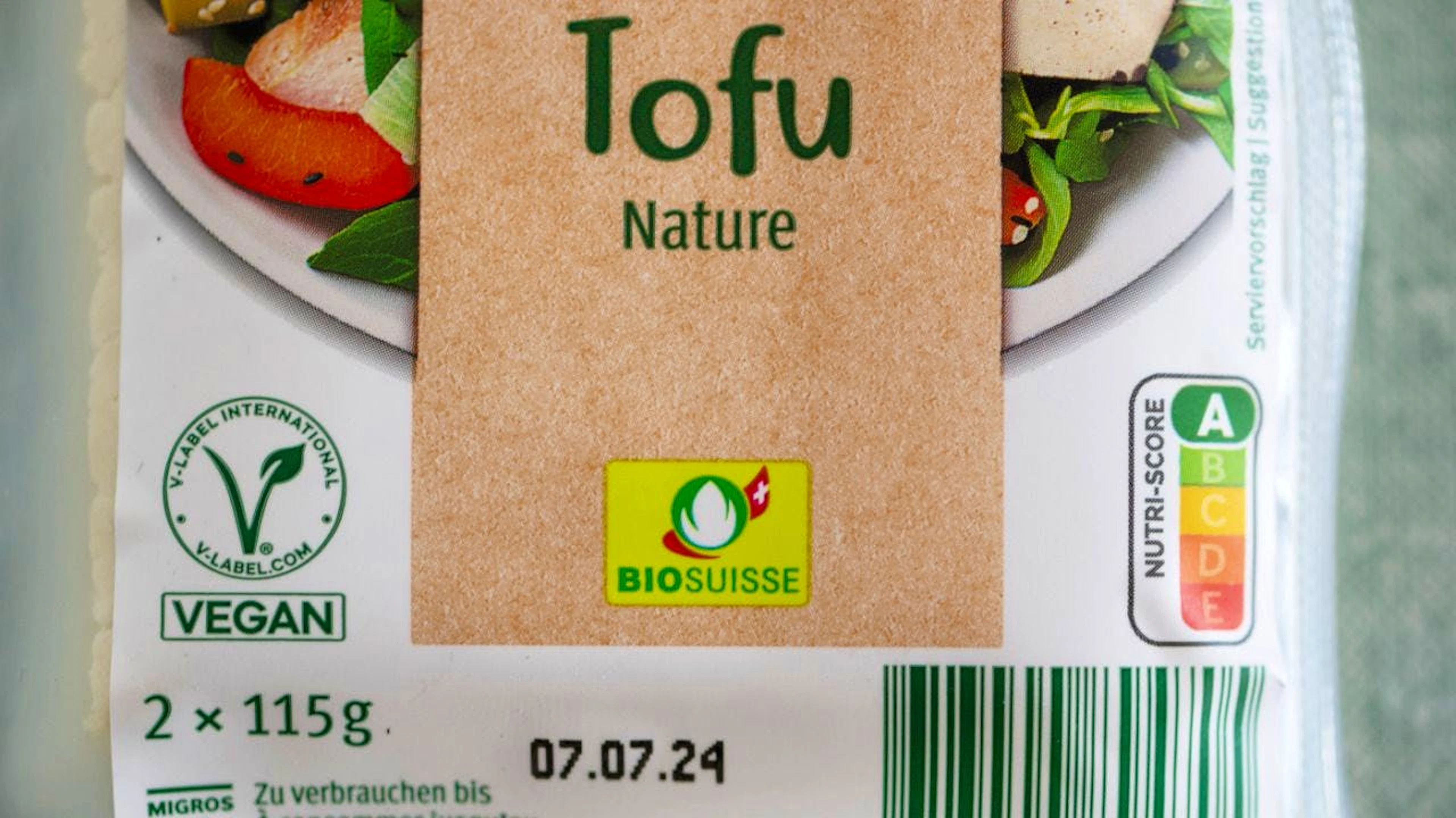 Die Migros soll den Verkauf von pflanzlichen Produkten fördern: «Das wäre nämlich wirklich tierfreundlich», heisst es in der Beschwerde von «Werbemist».