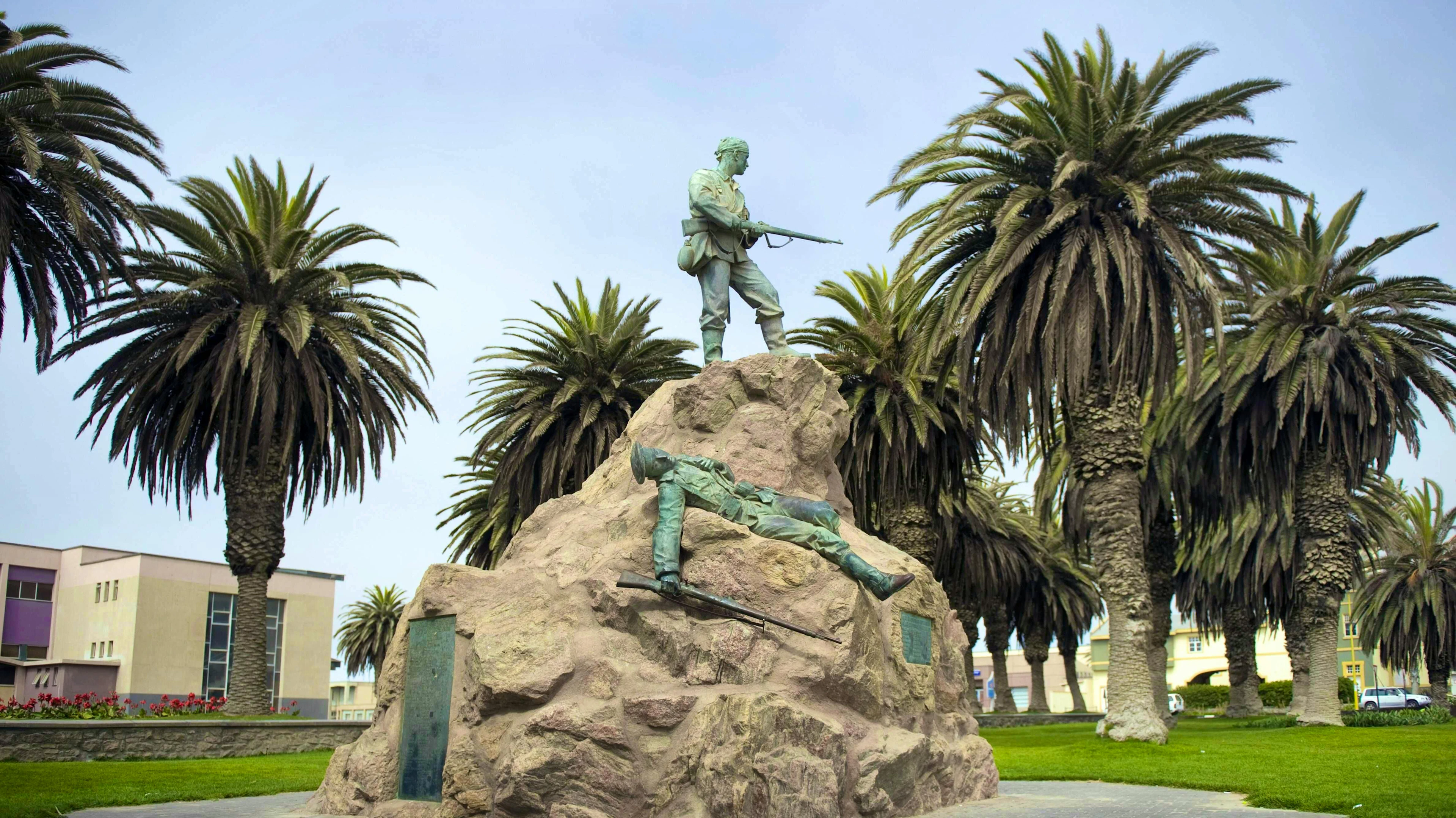 In Swakopmund, a memorial commemorates the "Herero Uprising" and fallen German soldiers, but not the genocide of the Herero and Nama.