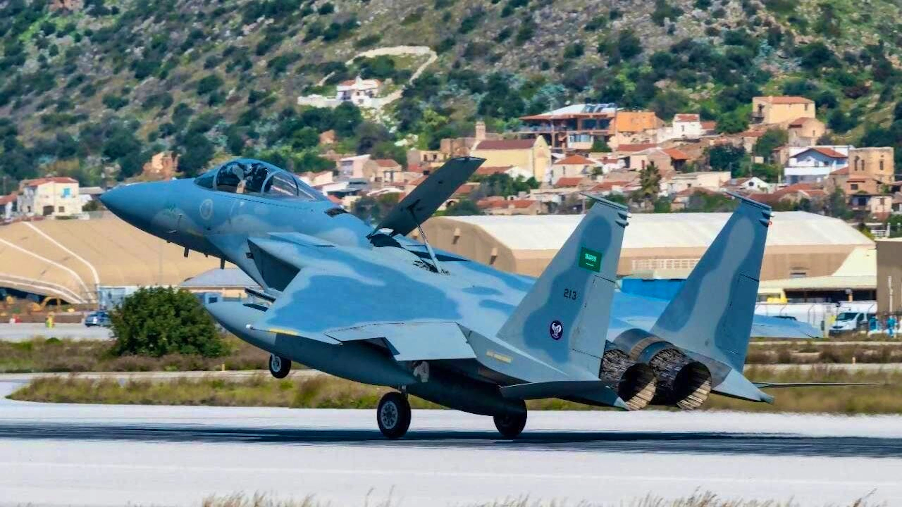 ARCHIVE - An F-15 fighter jet takes off from Chania as part of a military exercise. Photo: -/SPA/dpa