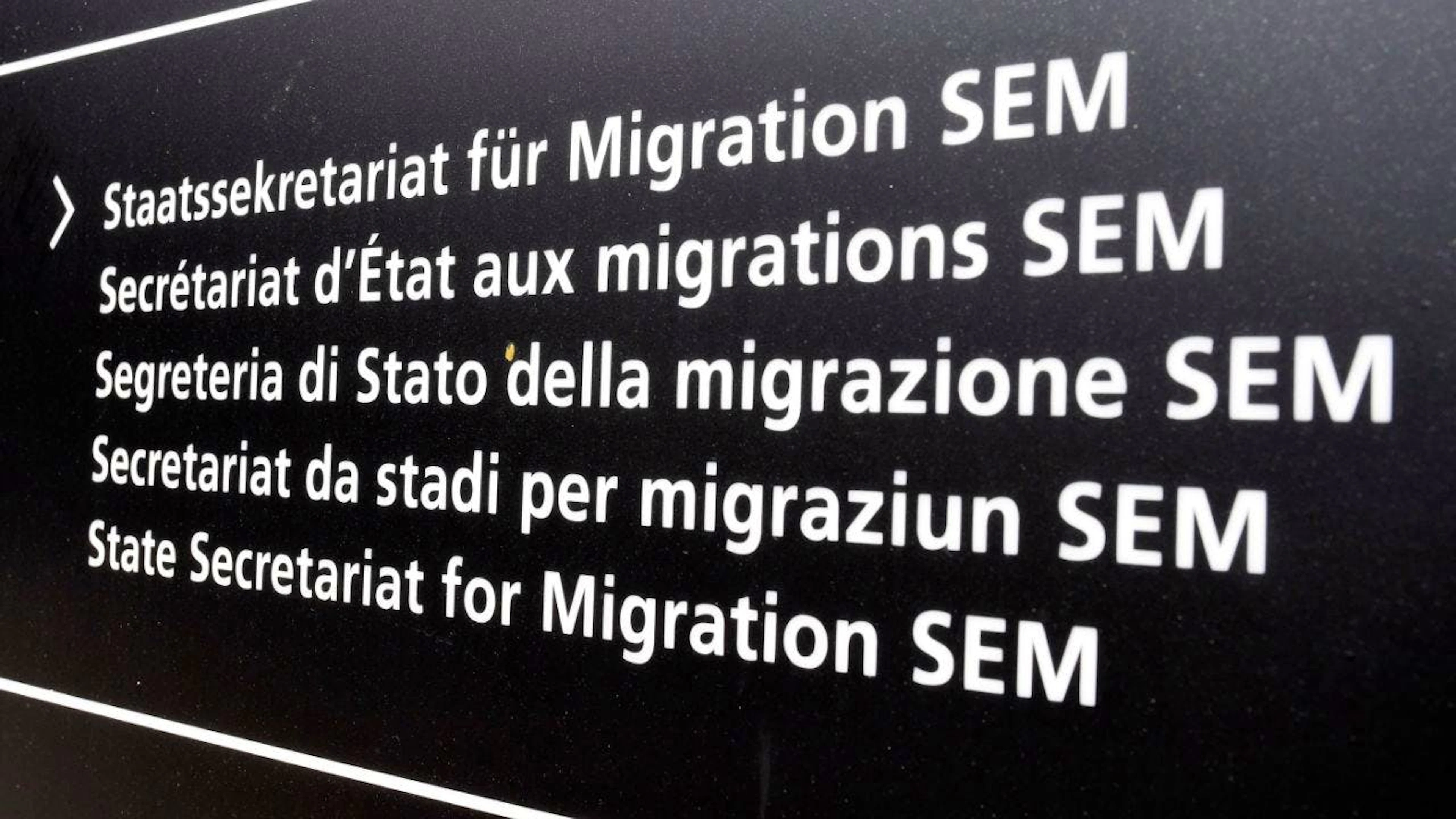 La SEM riduce l'organico.