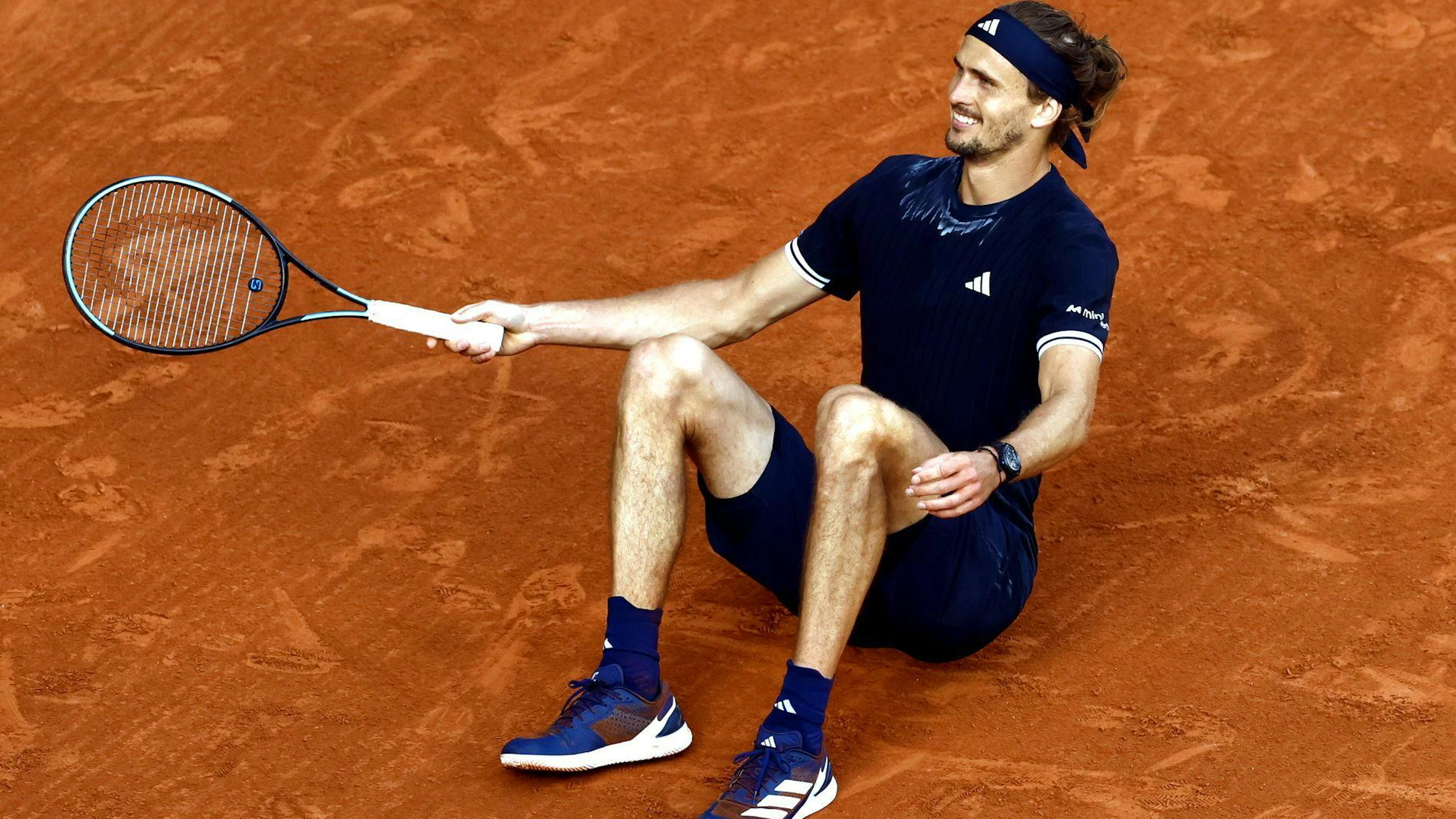 Alexander Zverev holt sich bei den French Open seinen ersten Grand-Slam-Titel.