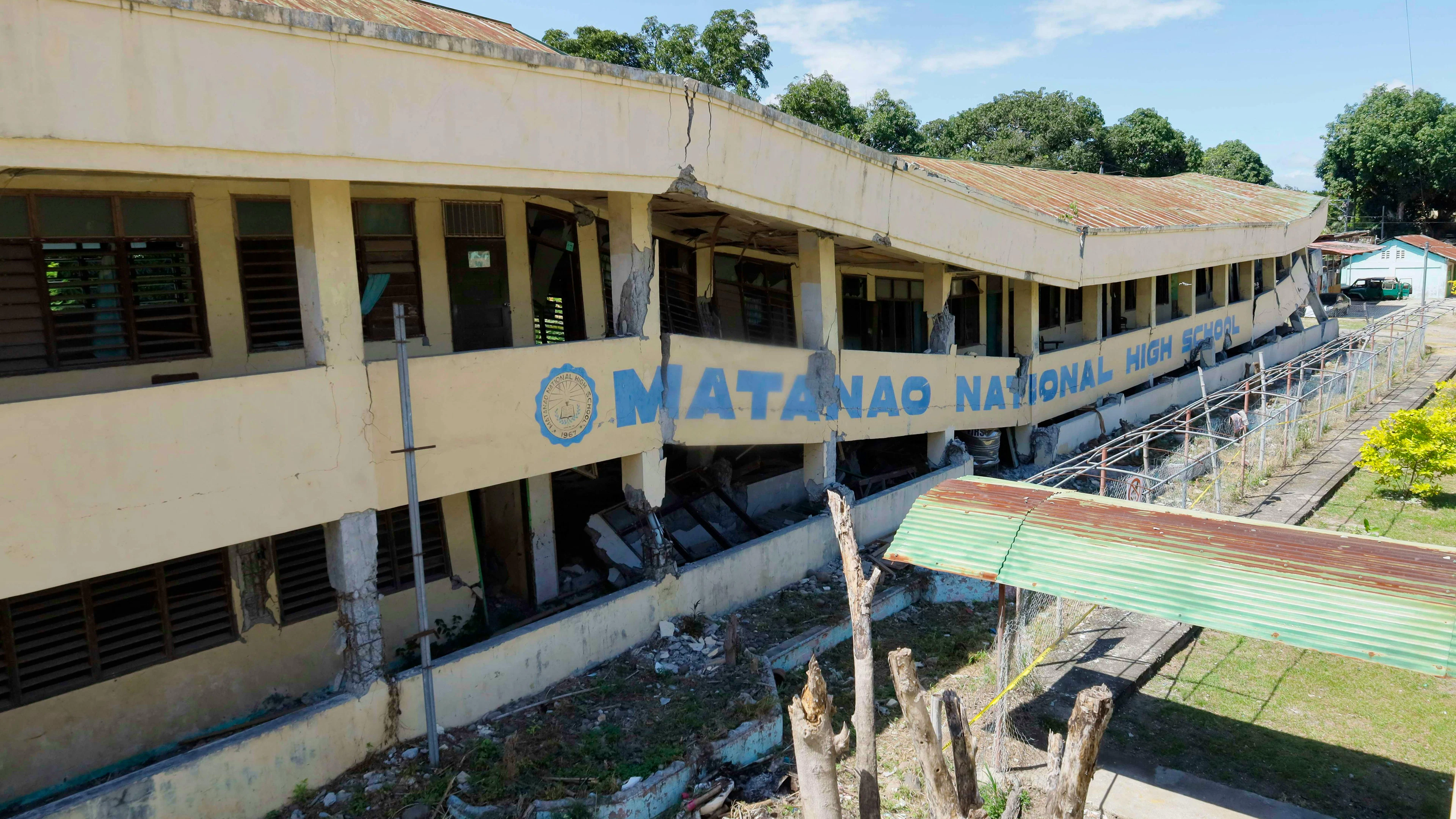 Eine eingestürzte Schule in der Provinz Davao del Sur.