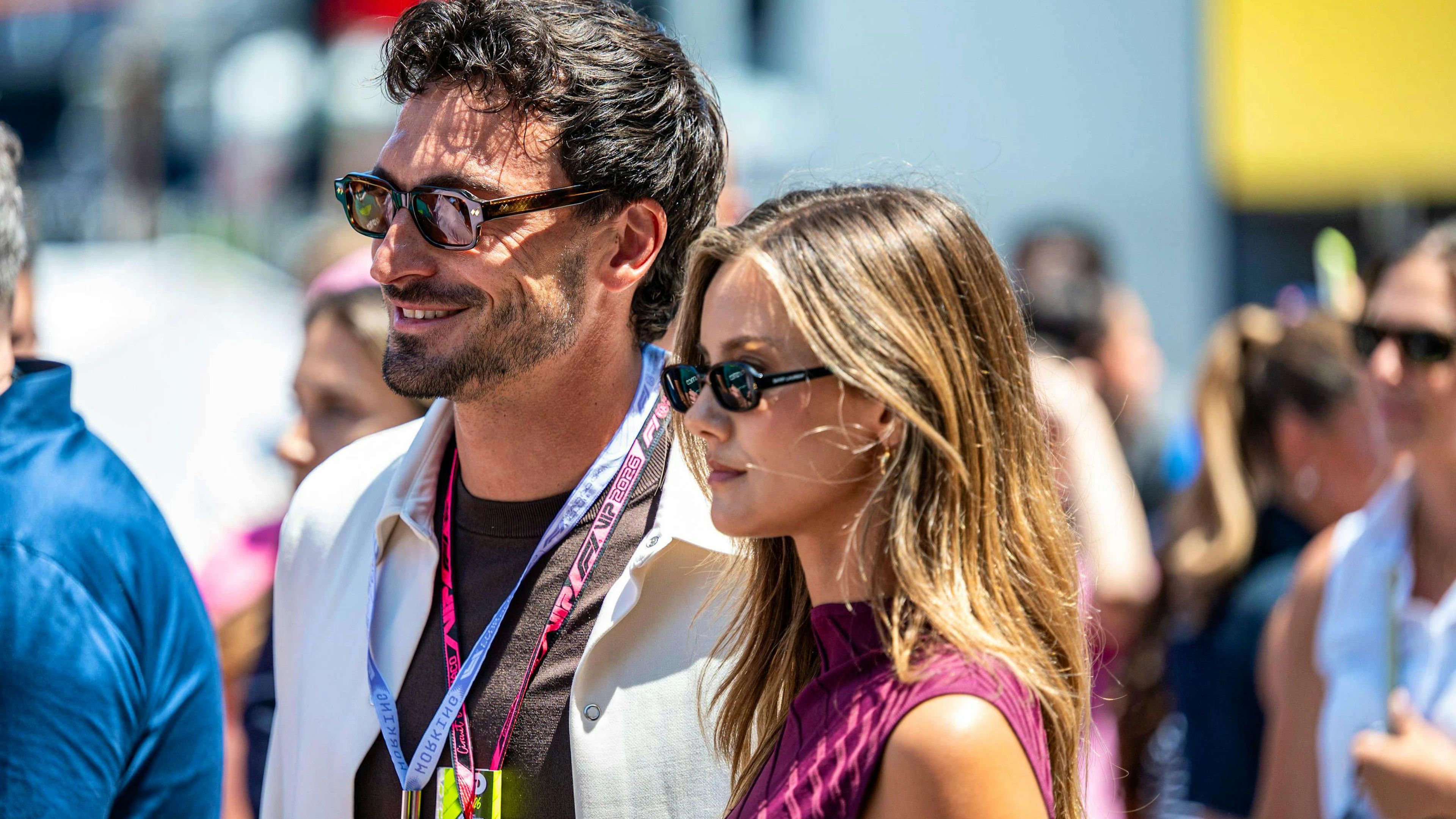 Auch Formel1-Fan: Fussballer Mats Hummels mit Freundin Nicola Cavanis.