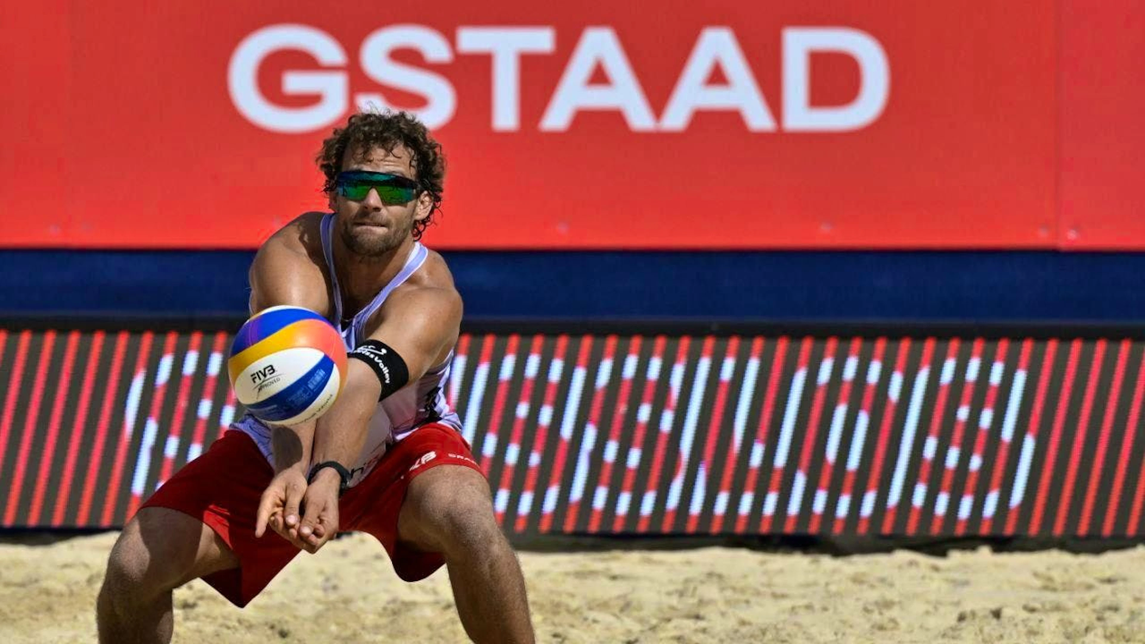Marco Krattiger has to have an operation