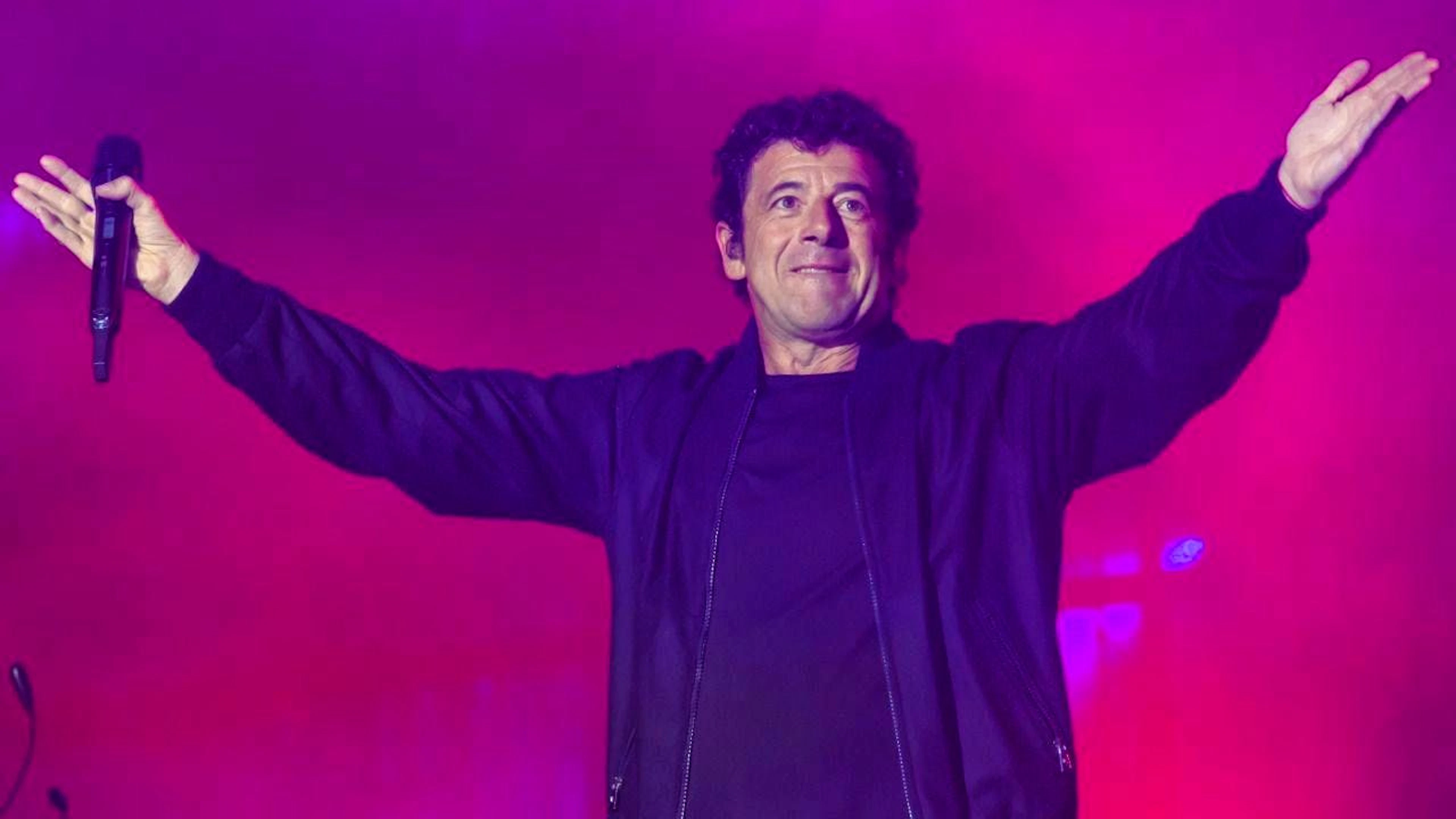 French singer Patrick Bruel was taken into police custody on Monday morning as part of an investigation into sexual violence, according to the Nanterre public prosecutor's office. Bruel has already canceled most of his tour, including concerts in Switzerland. (archive picture)