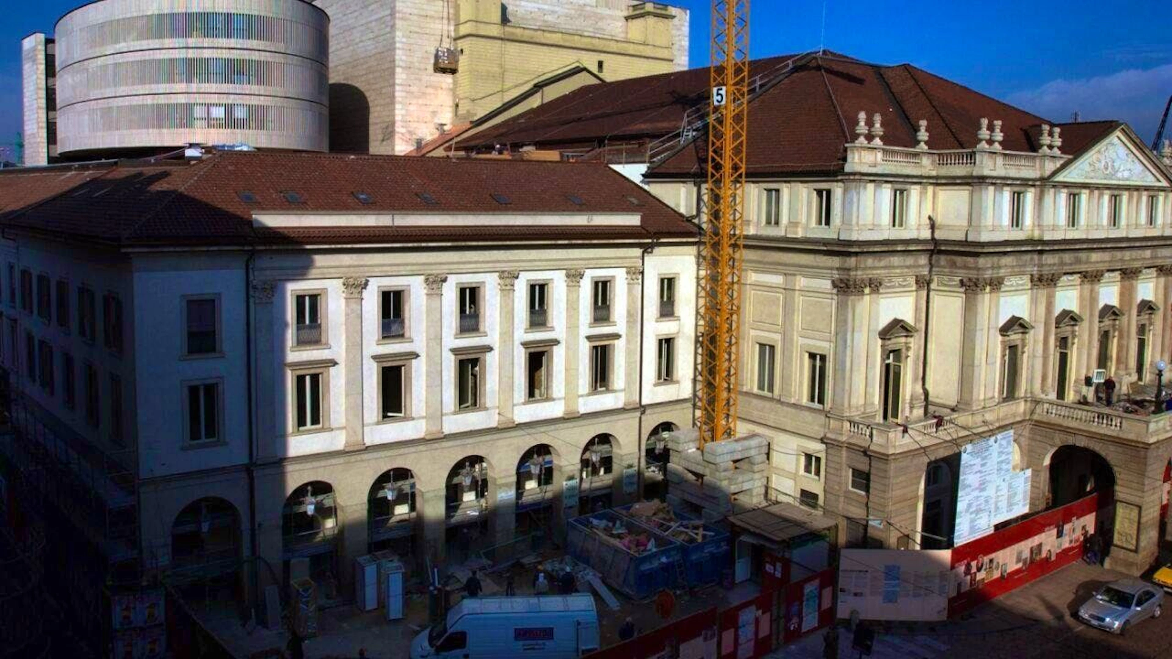 The founder, Ulrich Hoepli, emigrated to Milan in 1870 to take over the bookshop in the De Cristoforis passage not far from the cathedral square. (archive picture)