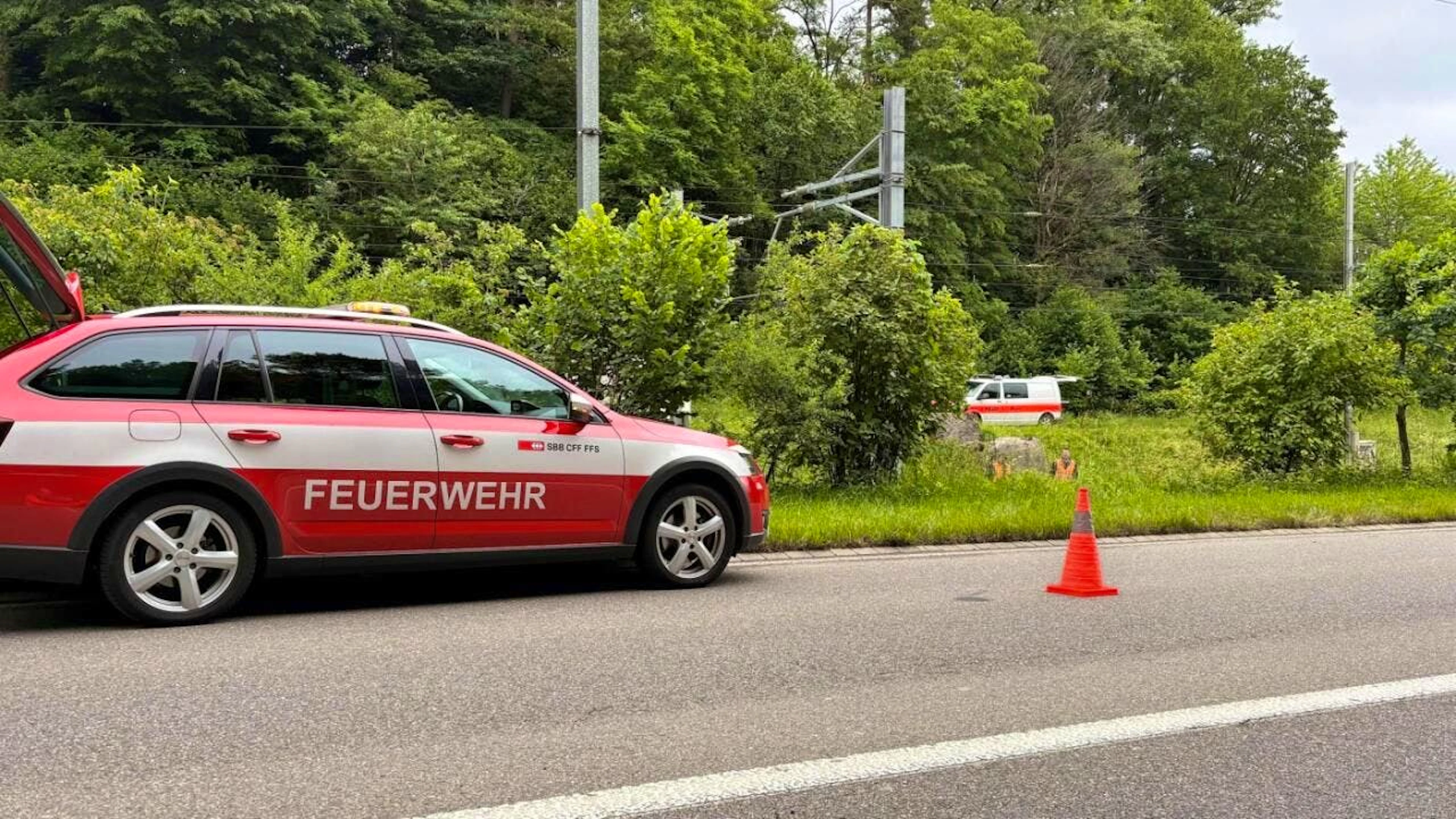Ein 56-jähriger SBB-Mitarbeiter starb am Dienstag nach einem Unfall in Birmensdorf ZH.