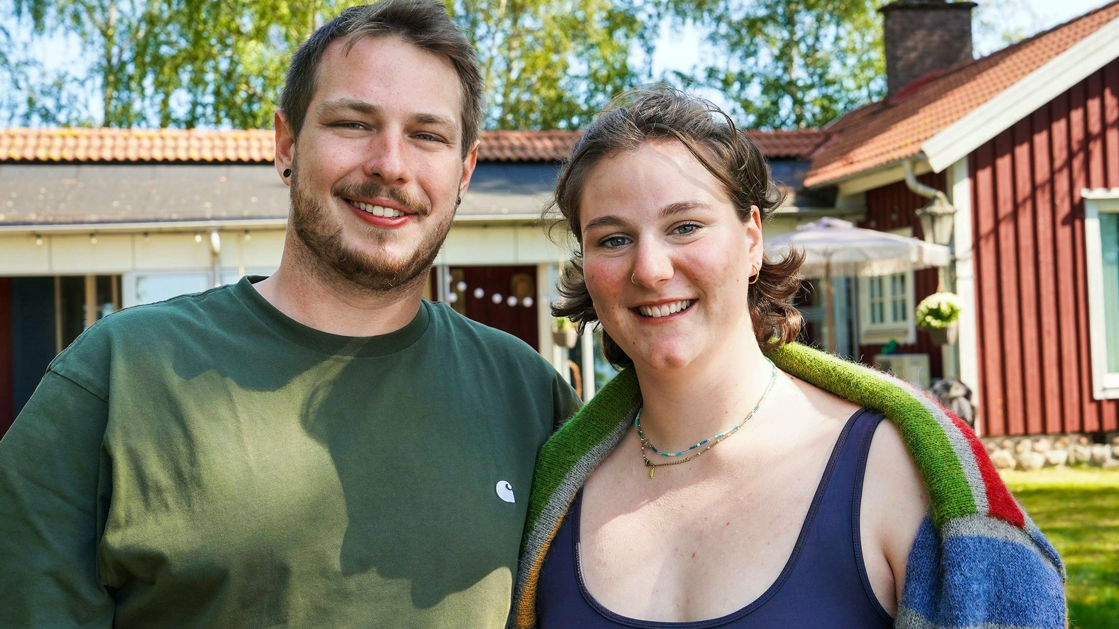 Noah Rohner (29) und Alenka Büchi (22): Die energiegeladene Chemiestudentin und der ruhige Visual Designer gehen als gegensätzliches Gen-Z-Duo ins Experiment.