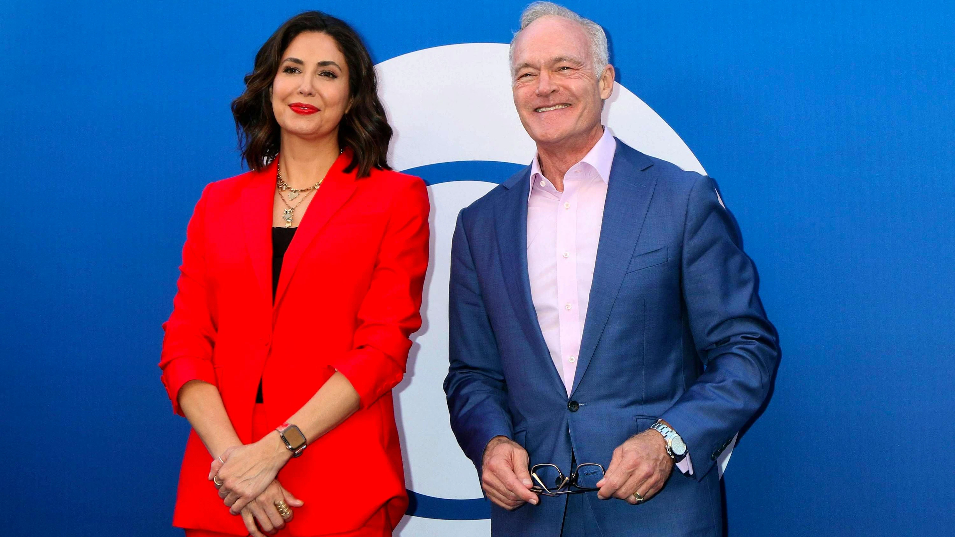 Scott Pelley mit seiner Kollegin Cecilia Vega, die ebenfalls gefeuert wurde, in Los Angeles.