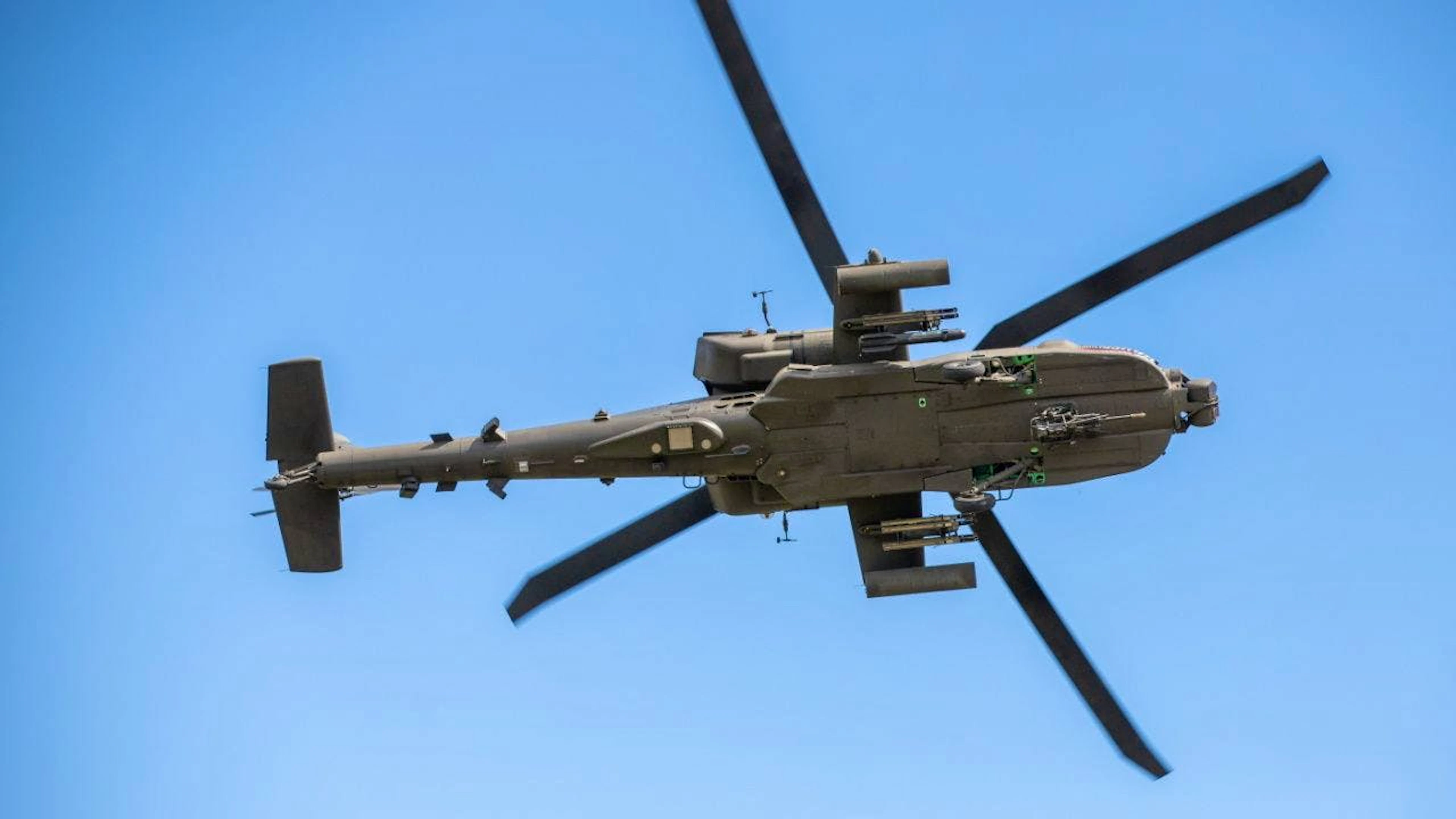 L'elicottero AH-64 Apache è precipitato vicino a Hormuz. (Immagine d'archivio).