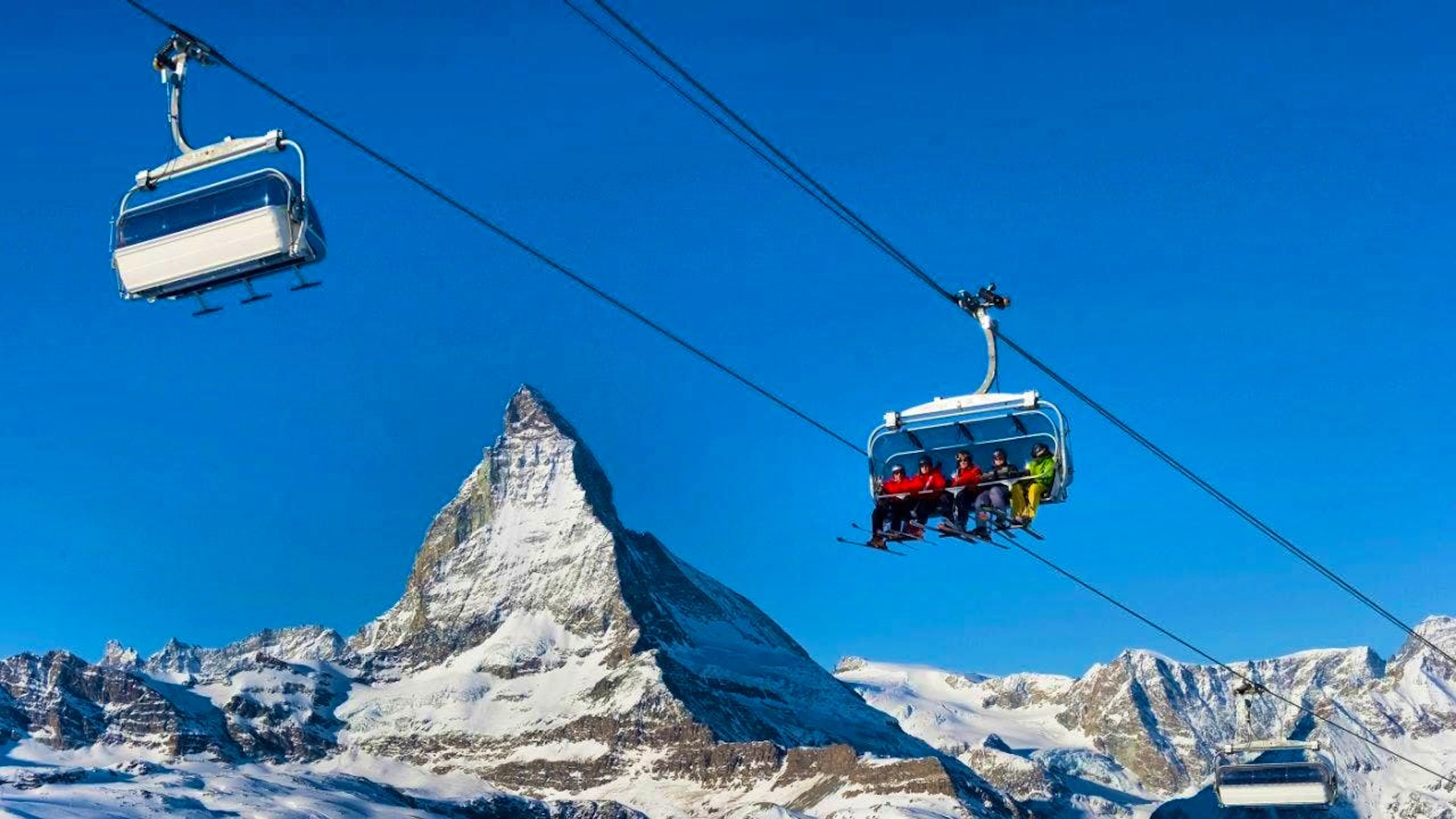A men's World Cup downhill race is to be held on the slopes of the Gornergrat in Zermatt in March 2028. (archive picture)