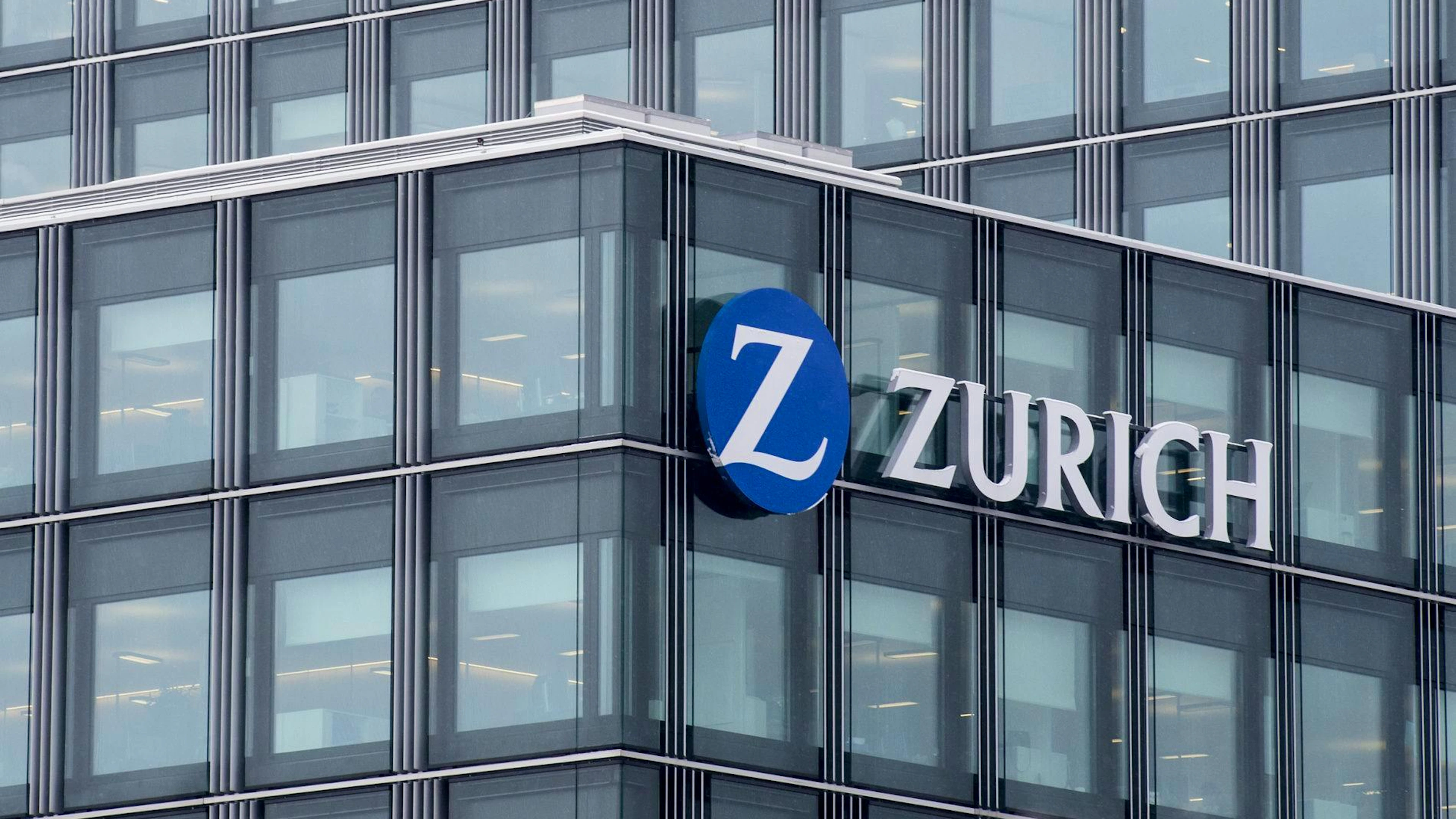 «Certaines entreprises, comme Telefónica, BP et Zurich Insurance Group (photo), ont même distribué aux actionnaires plus que ce qu'elles n'avaient réalisé en bénéfices», montre l'ONG.