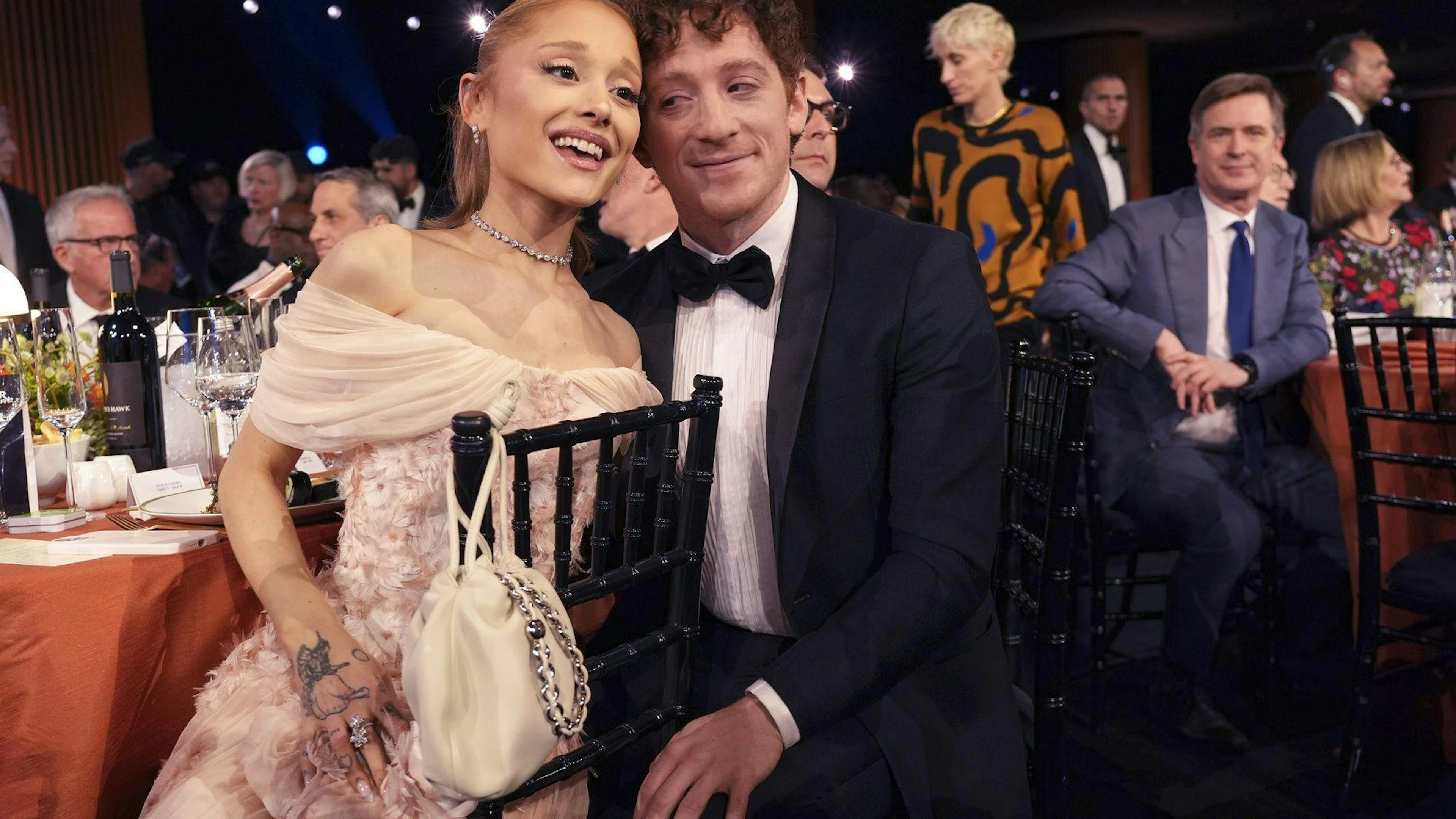 Ariana Grande und Ethan Slater zeigten ihre Beziehung nur selten in der Öffentlichkeit.
