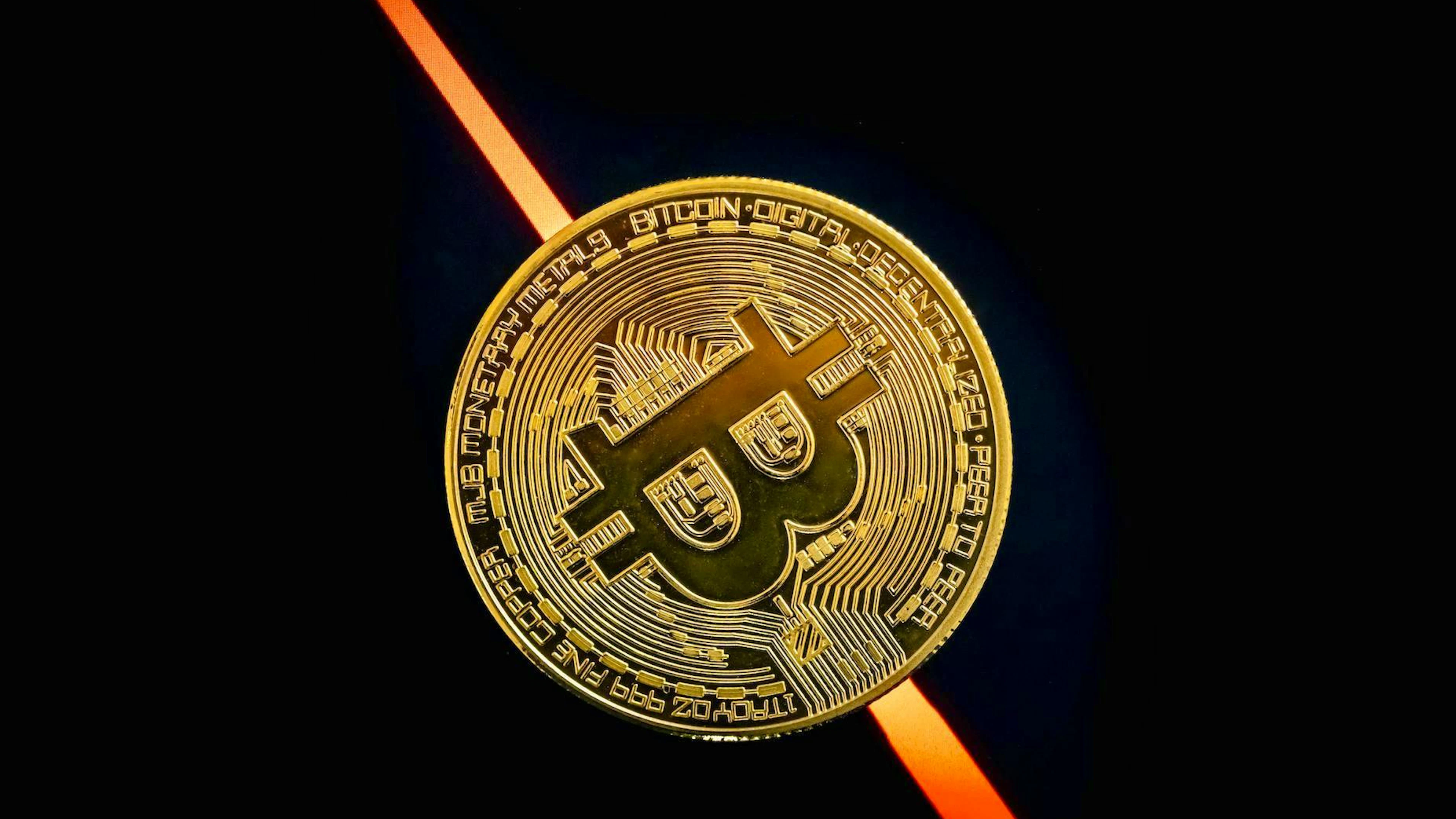 Recently, the Bitcoin price has only known one direction: down.