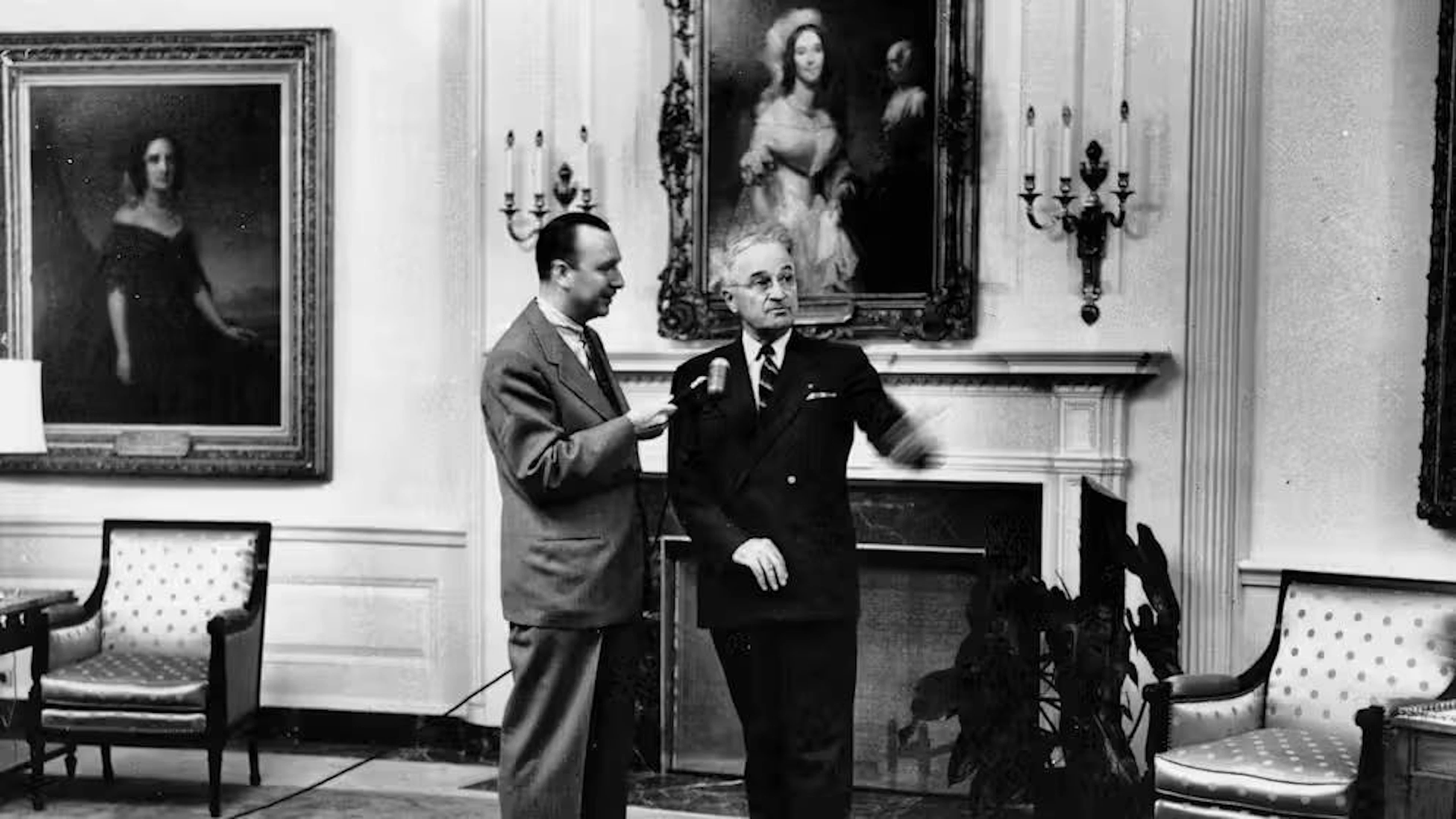 Le 3 mai 1952, Walter Cronkite, légende de CBS, interviewe le président Harry Truman à la Maison Blanche.
