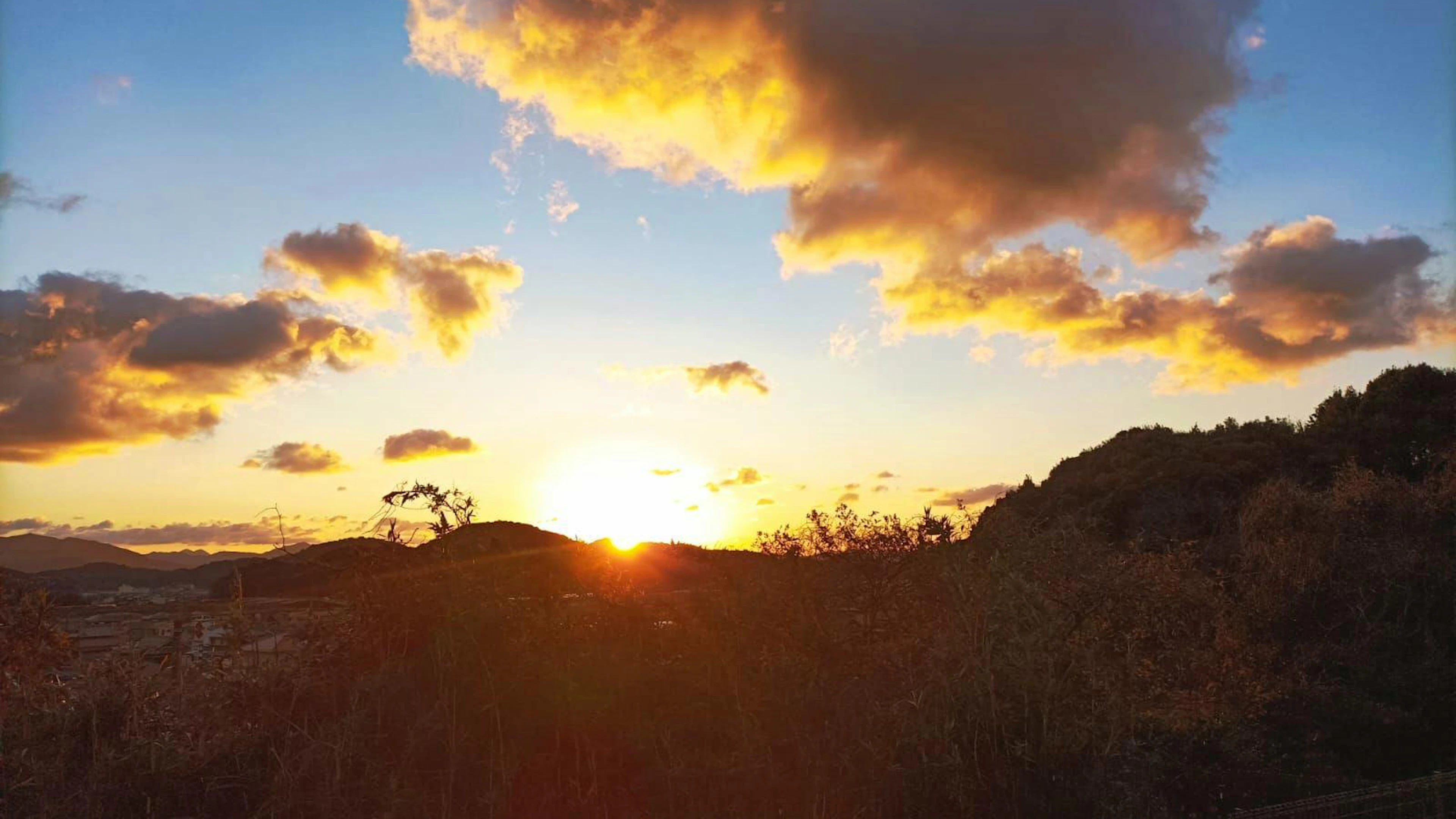 Heinz mag die japanische Landschaften, die Natur mit ihren spektakulären Sonnenaufgägen und Untergängen.&nbsp;