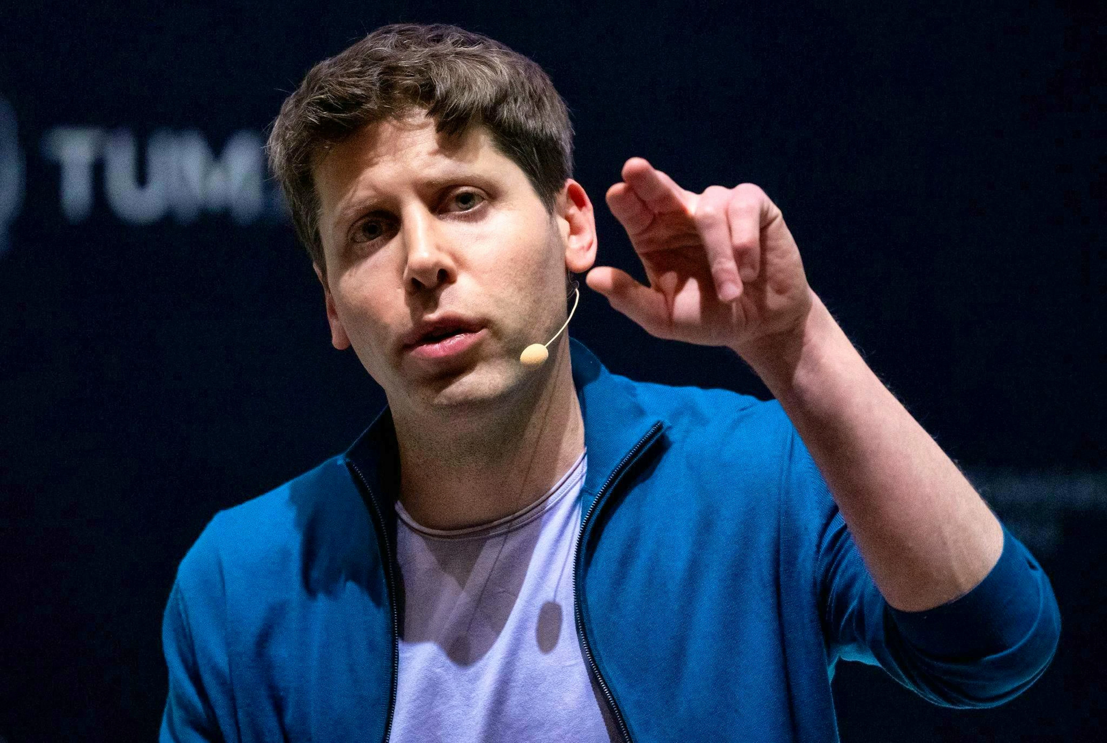 Sam Altman will mit ChatGPT wieder zur Konkurrenz aufschliessen, nachdem vor allem Claude zuletzt etwas enteilt ist.