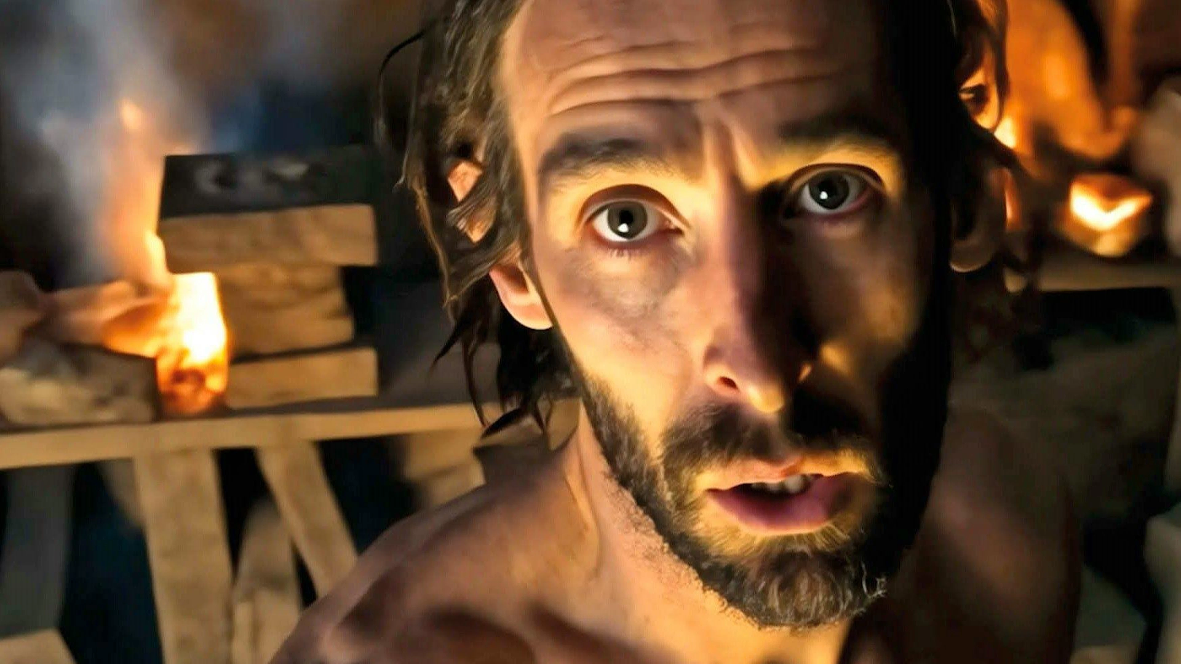 Dans la vidéo Simple Human, Olaf Breuning se met lui-même en scène sous les traits d’un homme des cavernes, transformé par l’intelligence artificielle.
