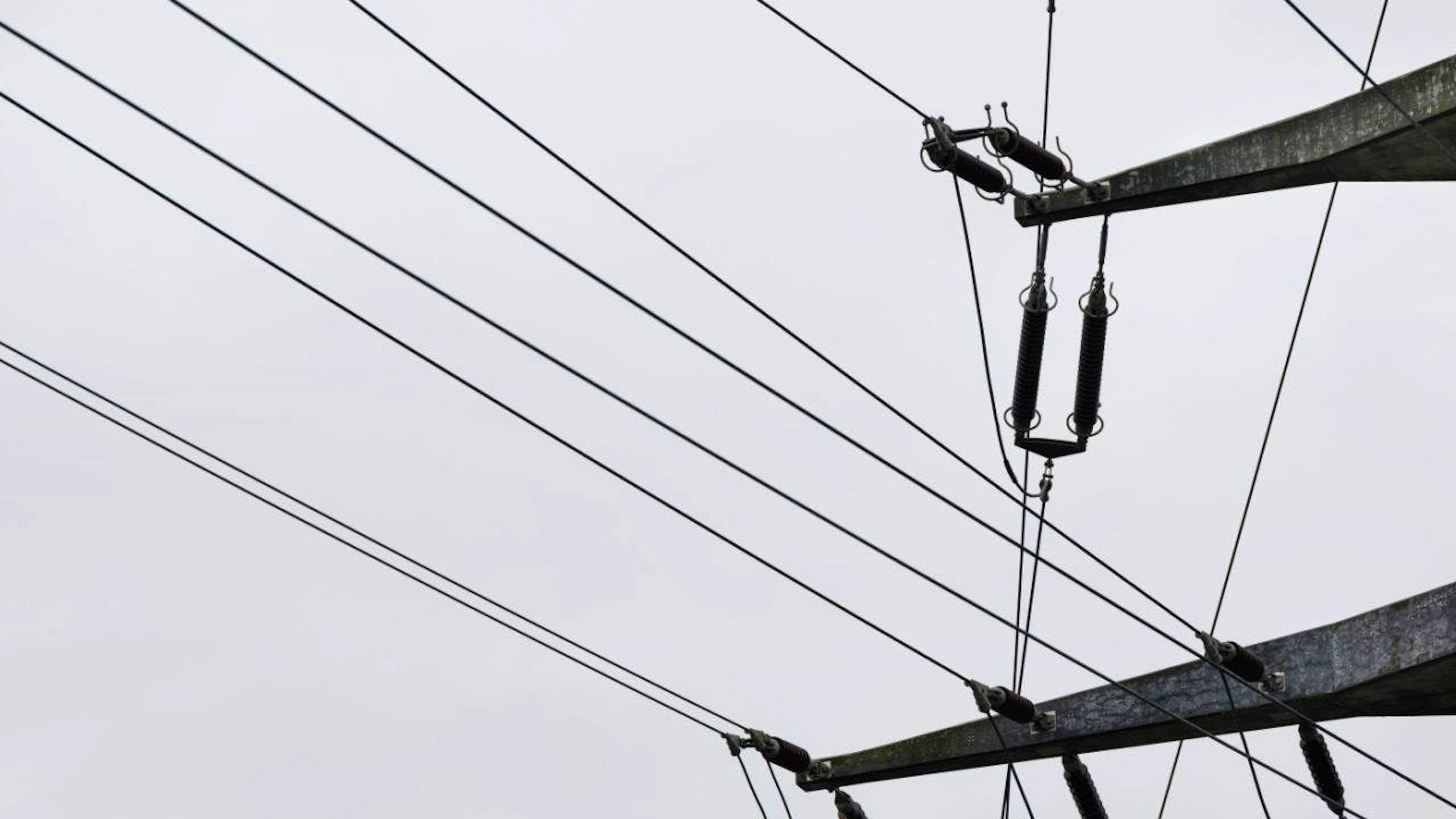 In Biel ist am Freitagmorgen der Strom ausgefallen. (Symbolbild)