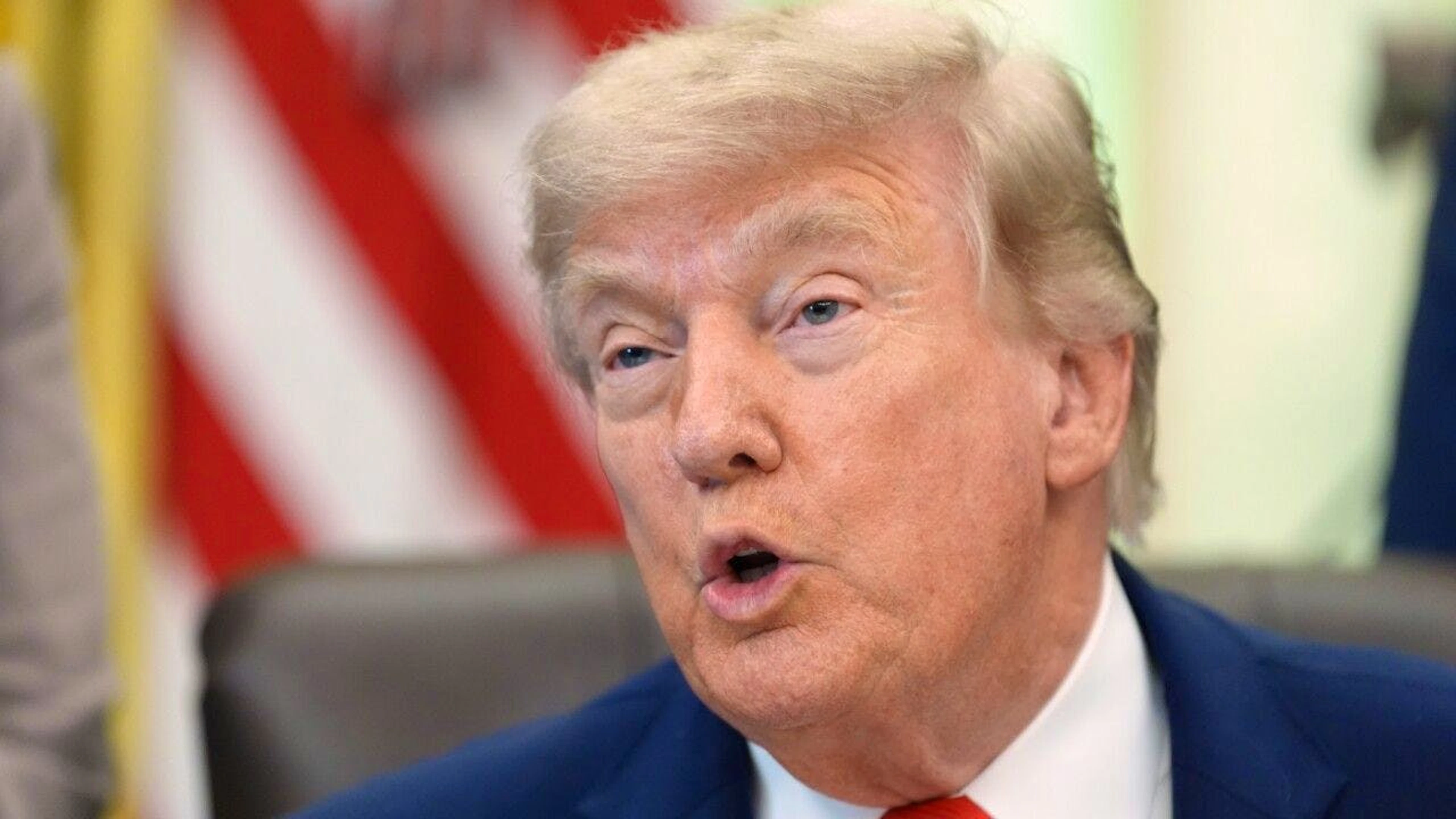 US-Präsident Donald Trump spricht während einer Veranstaltung zur Unterzeichnung einer Erklärung zur Fischereiindustrie im Oval Office des Weissen Hauses. Foto: Jacquelyn Martin/AP/dpa