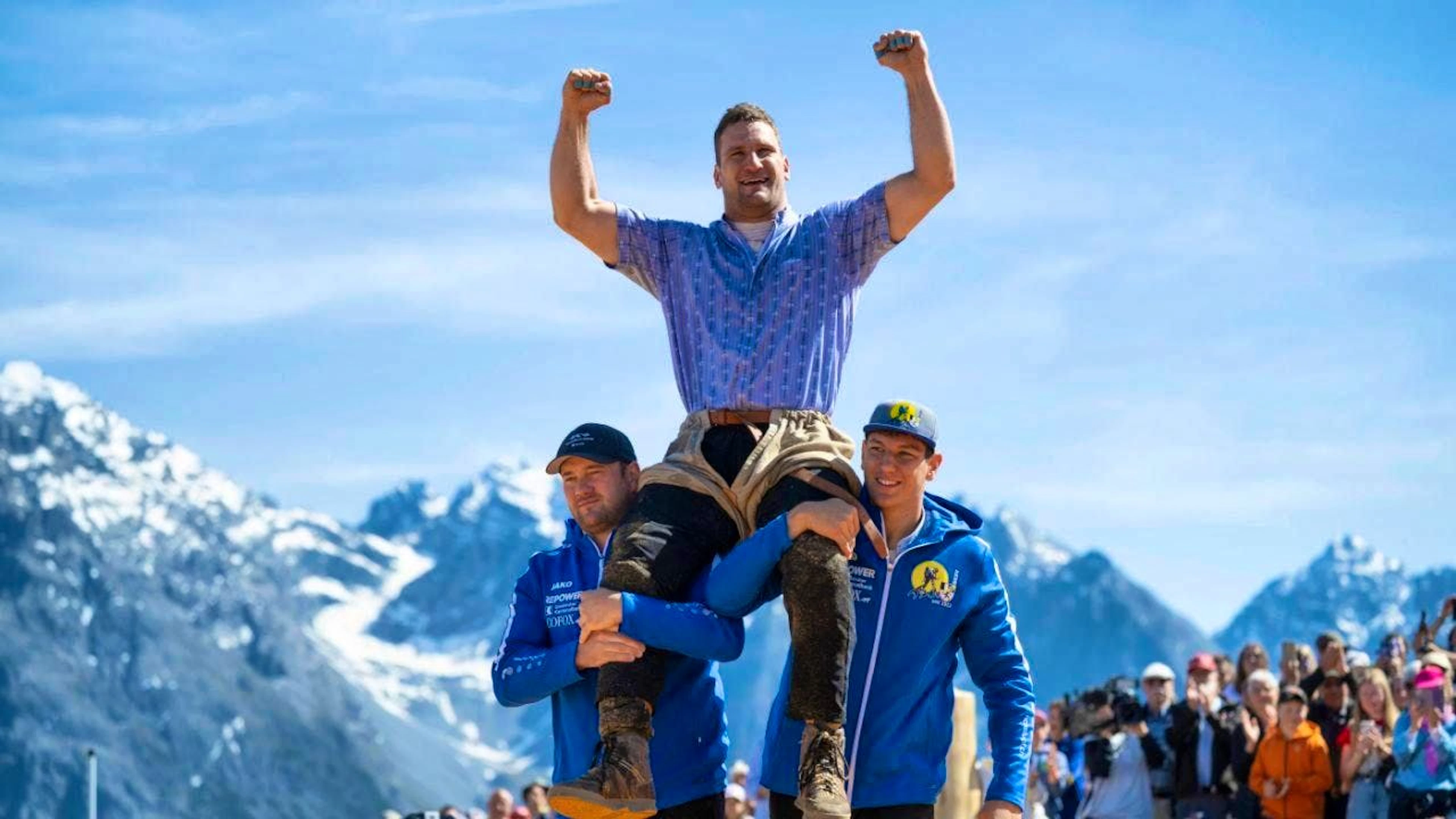 Armon Orlik triumphs at the Graubünden-Glarus Cantonal Festival at over 2,000 meters above sea level.