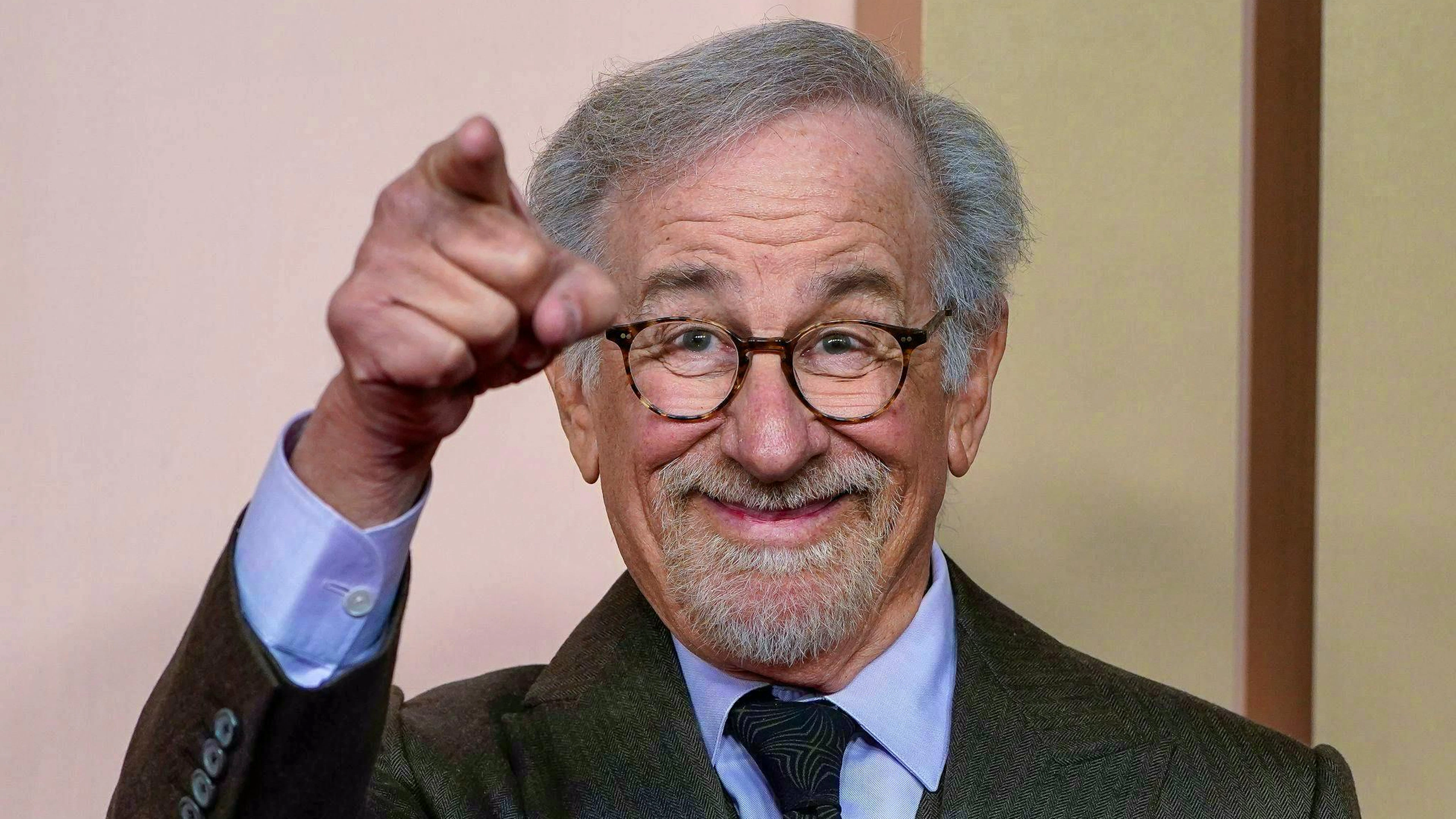 After the box office success of “Jaws” in 1975, he sought out several meetings with then-James Bond producer Cubby Broccoli, says director Steven Spielberg.