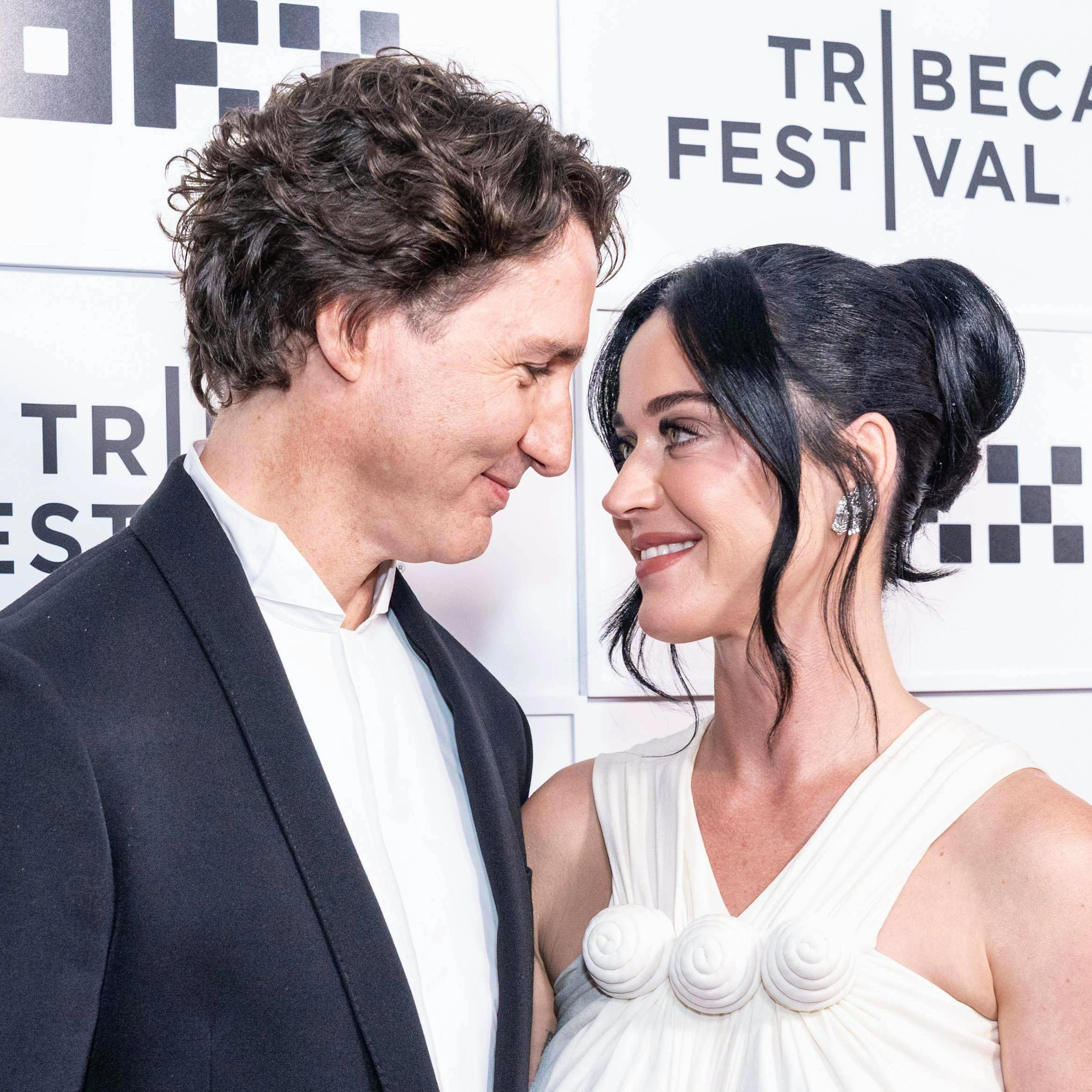 TV Network Celebrates Celebrity Couple