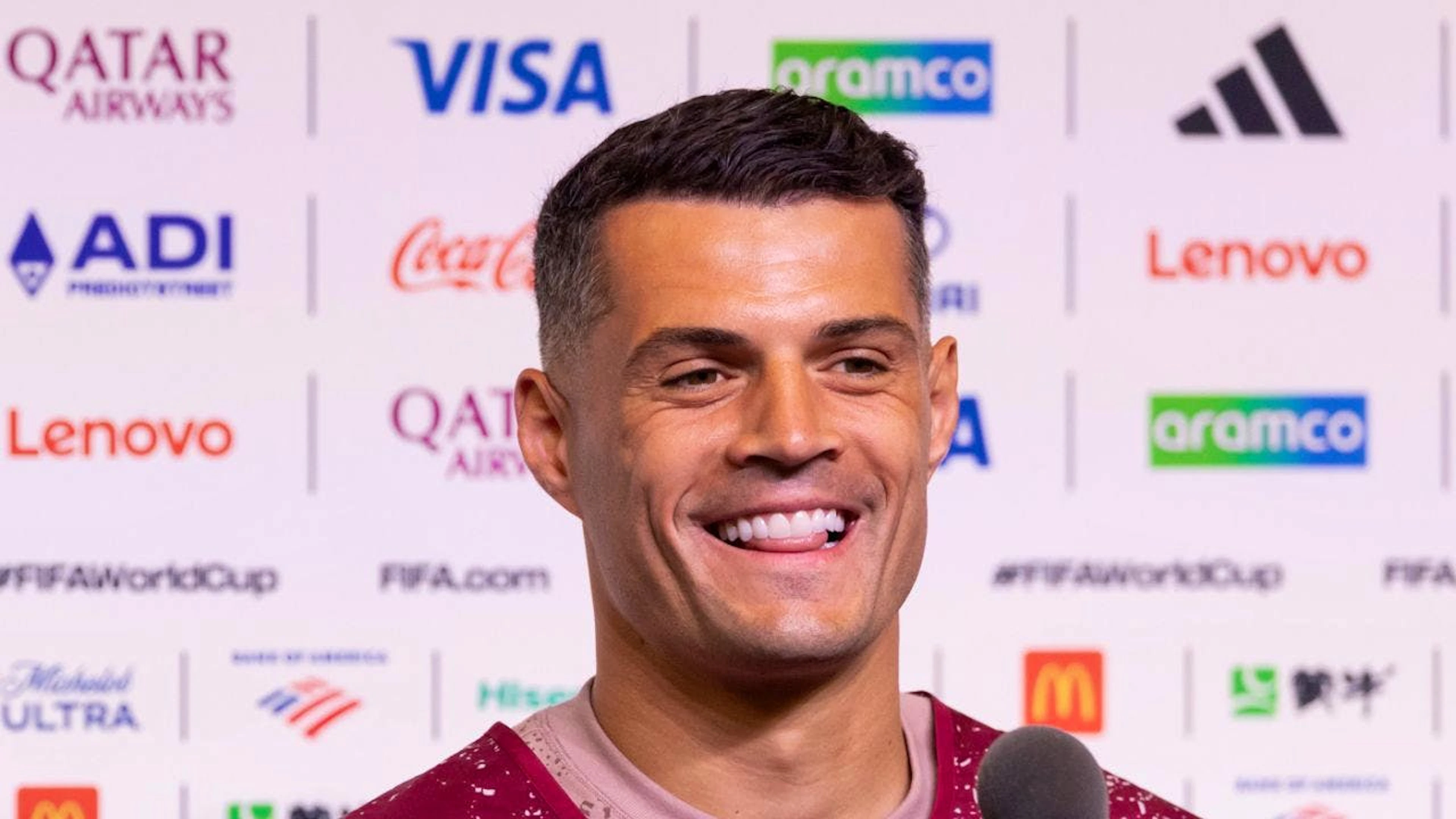 Granit Xhaka était de très bonne humeur, comme Murat Yakin, à la veille d'attaquer la Coupe du monde.